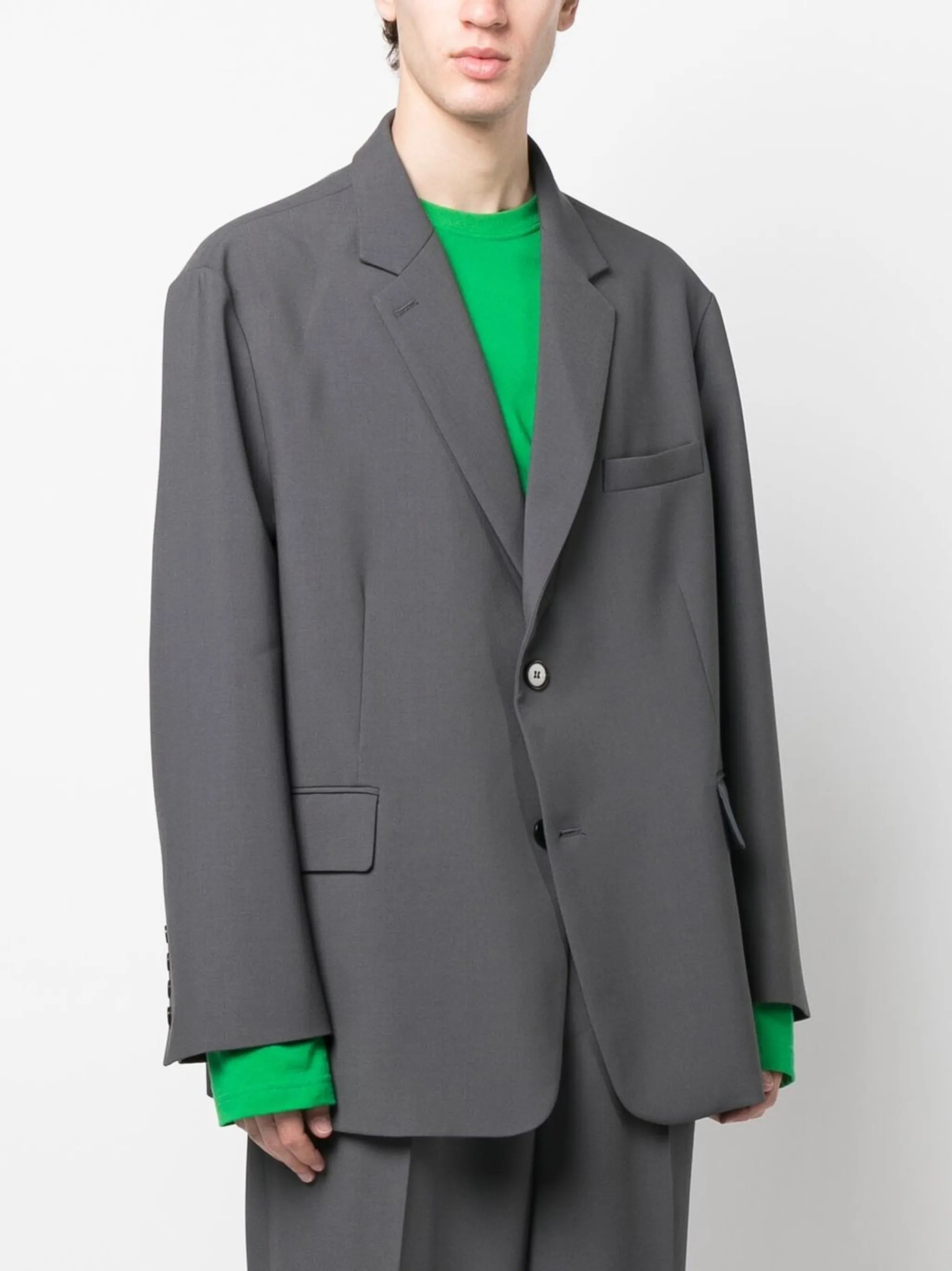 boxy single-breasted blazer