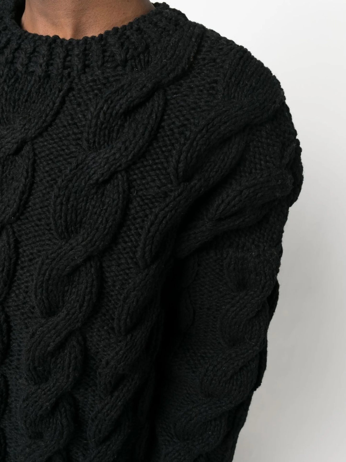 cable-knit round-neck jumper