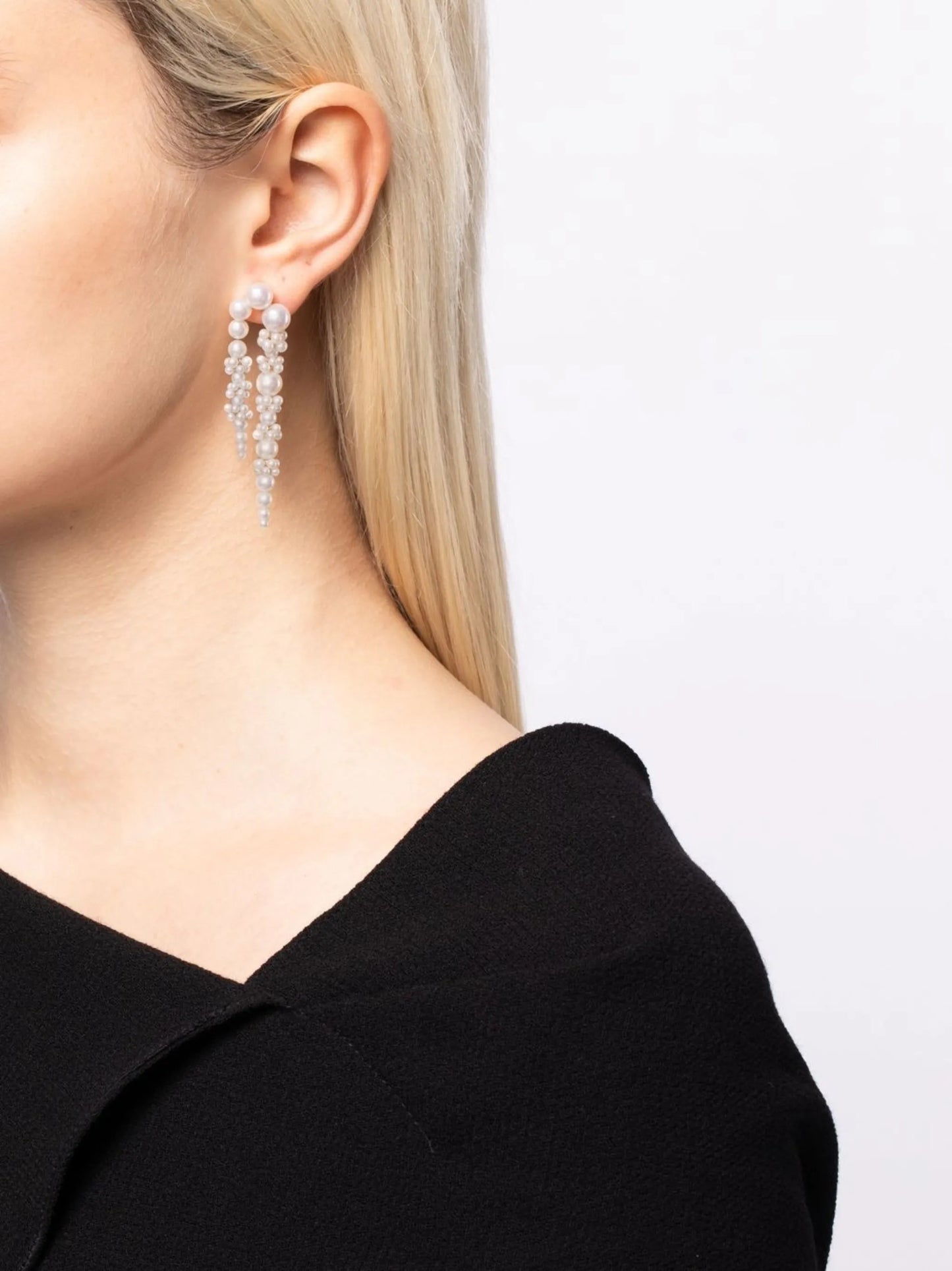 18kt yellow gold Palais de Nuit pearl drop earring