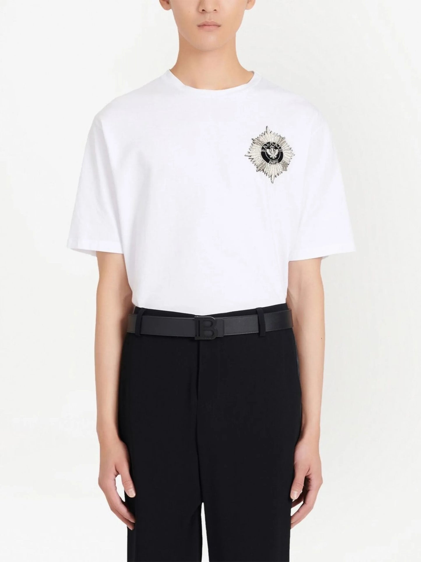 logo-plaque buckled belt