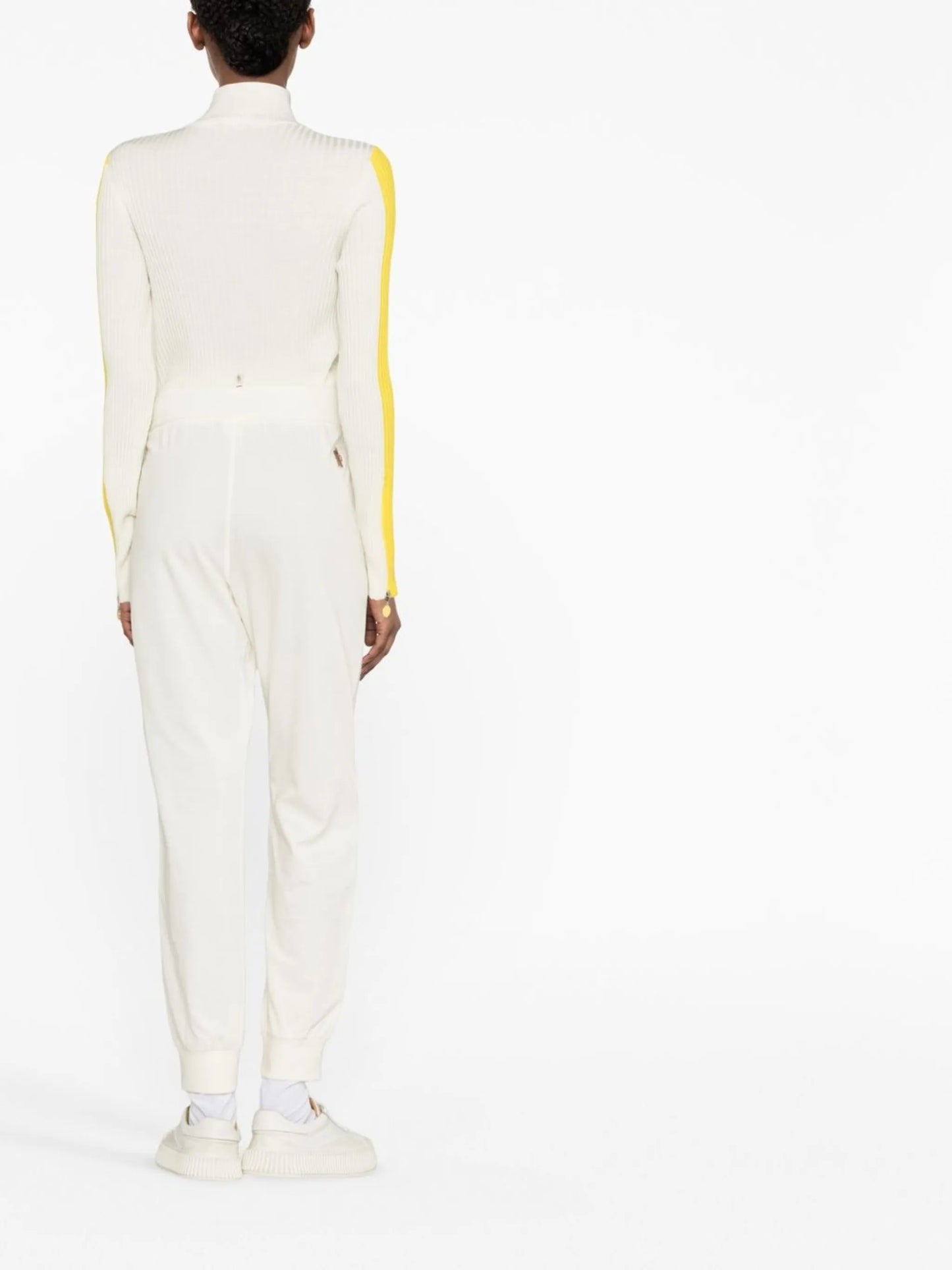 Daynamic track pants