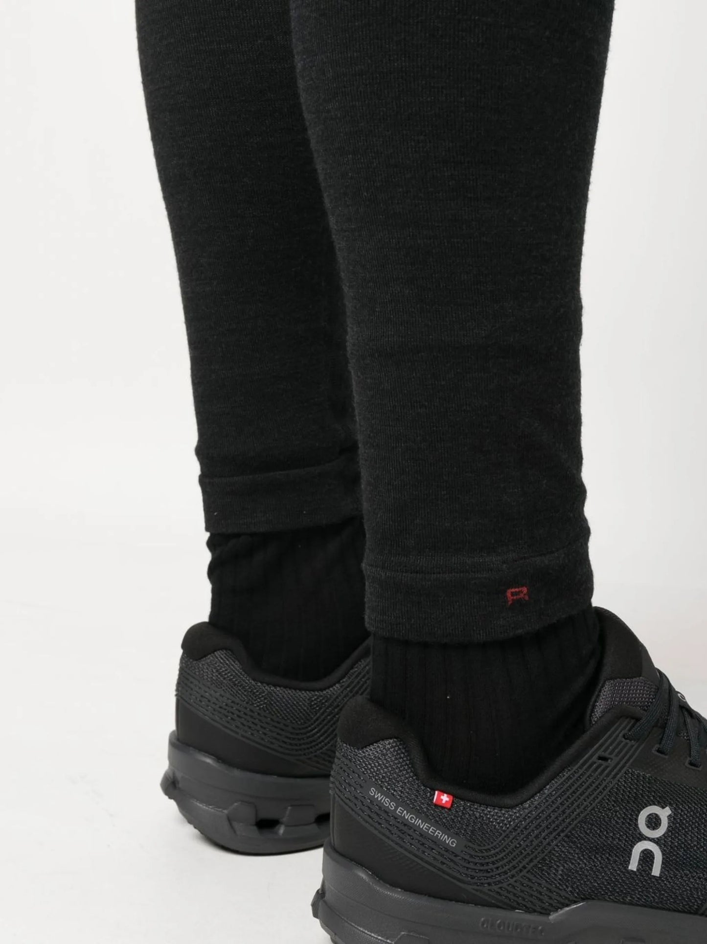 skin-tight compression tights