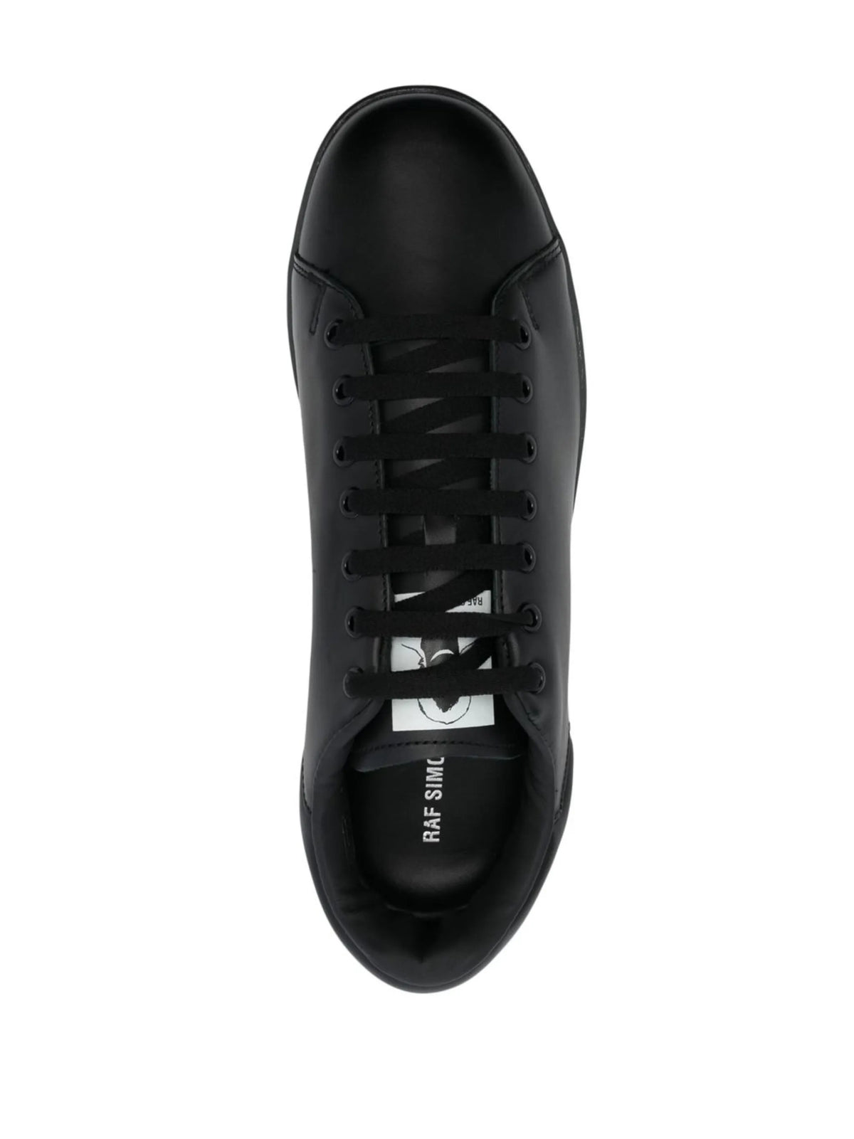 round-toe low-top sneakers