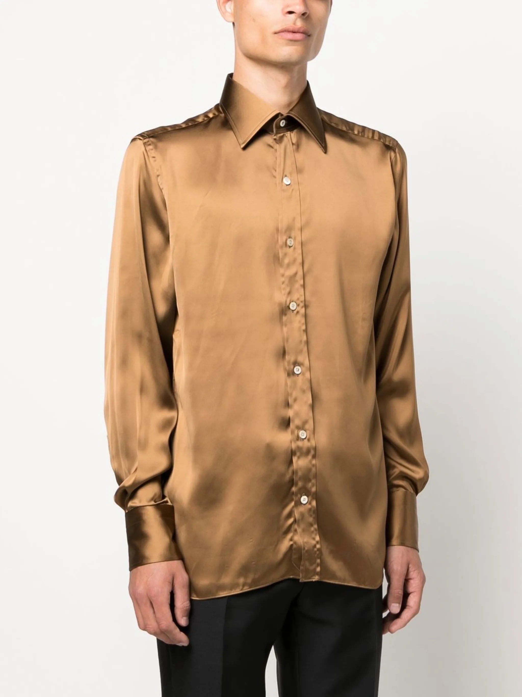 fitted-cuff shirt