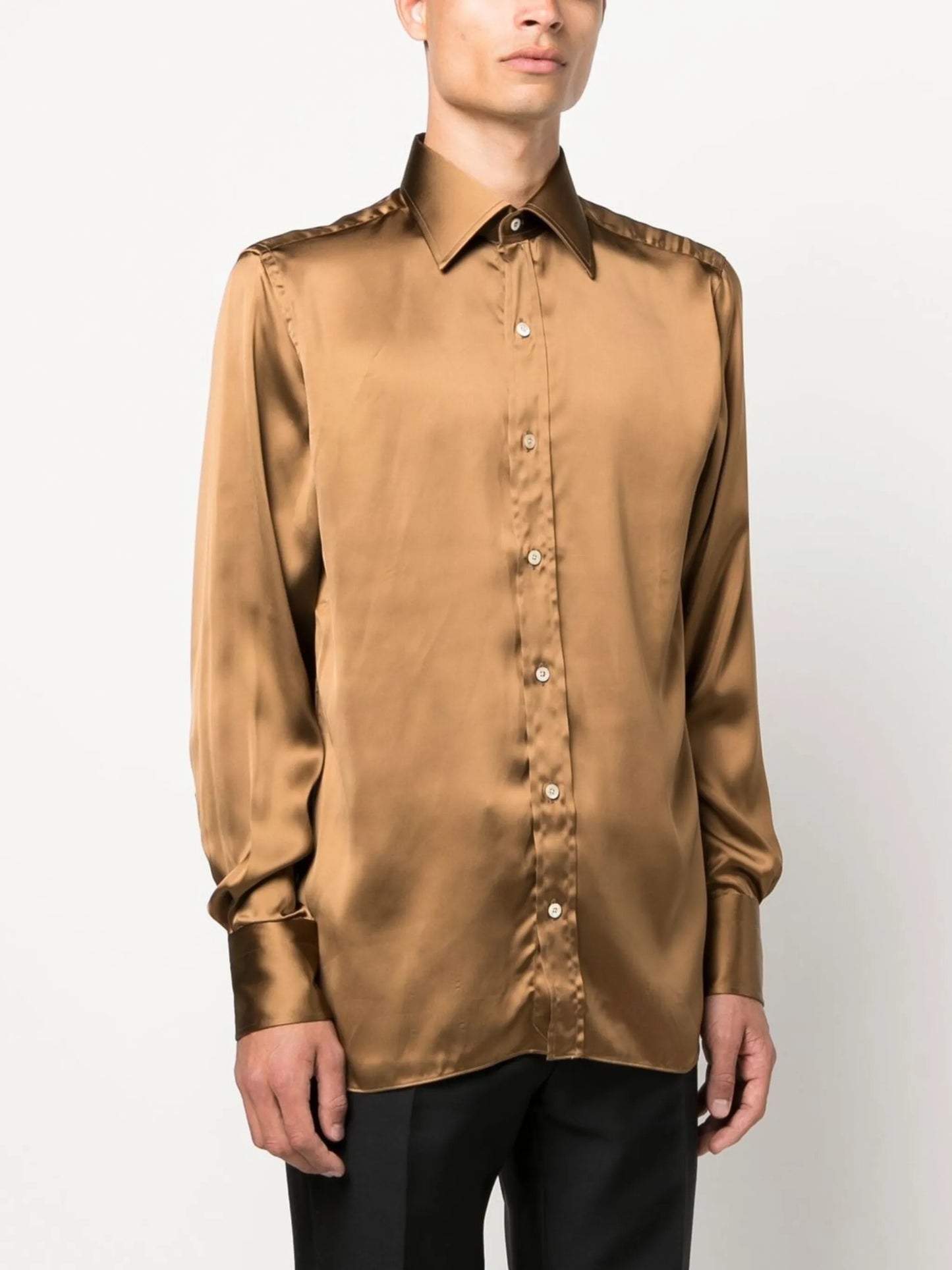 fitted-cuff shirt