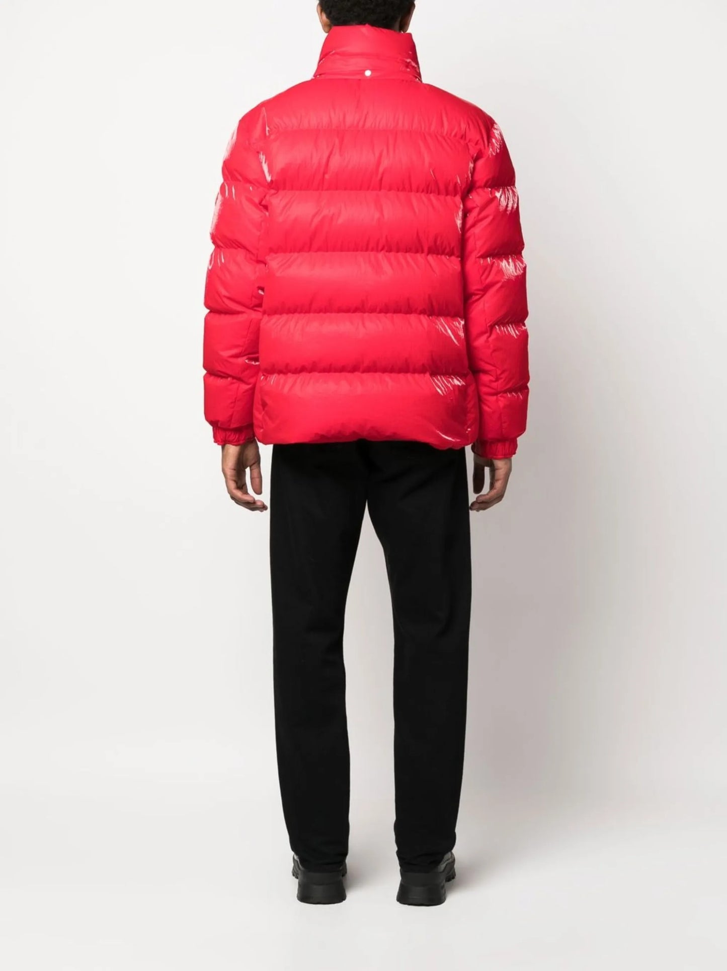padded-design zipped-up jacket