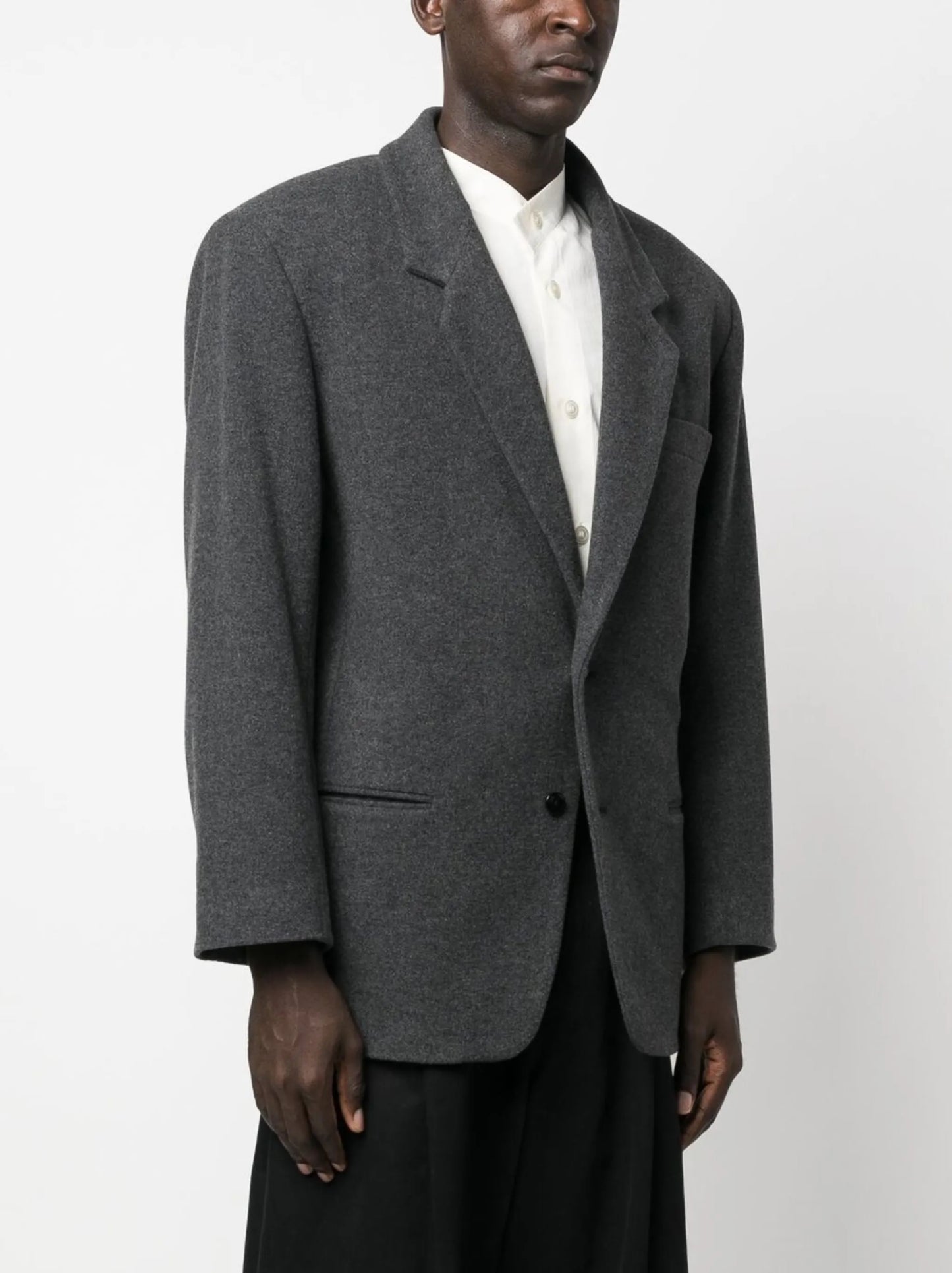 boxy single-breasted blazer