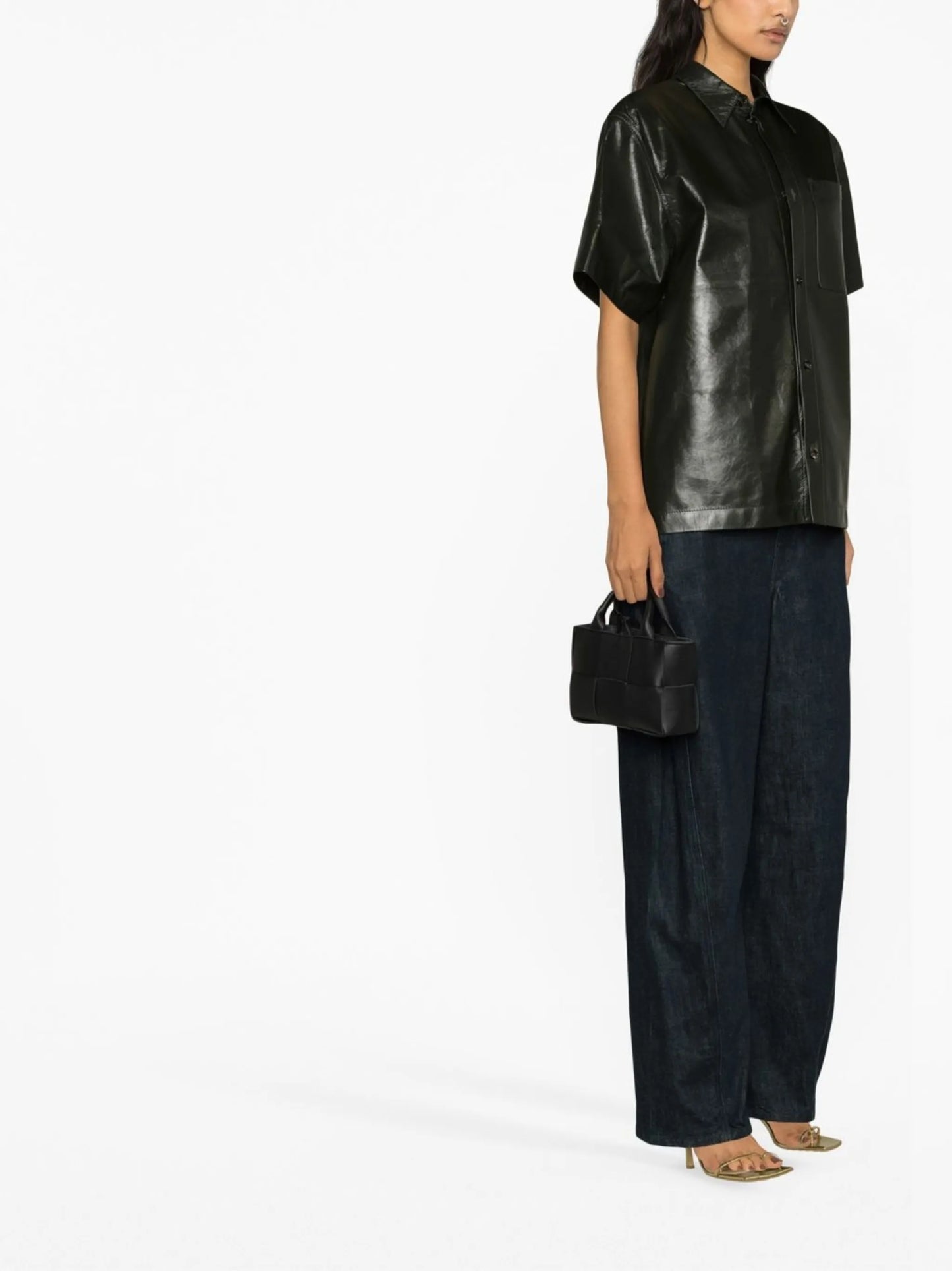 short-sleeved leather shirt
