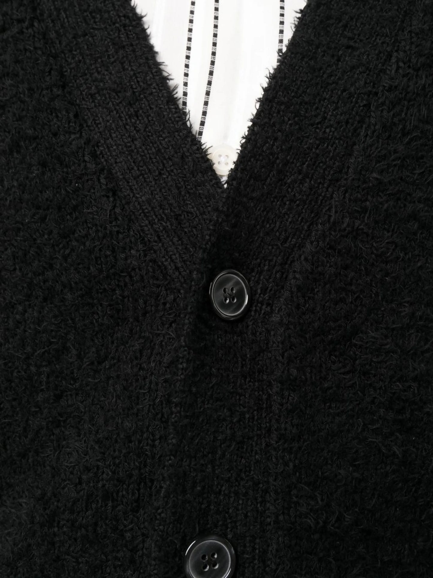 long-sleeved knitted cardigan