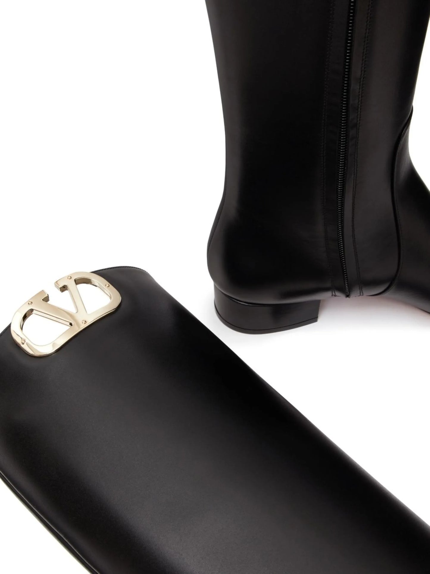 VLogo Type knee-high boots