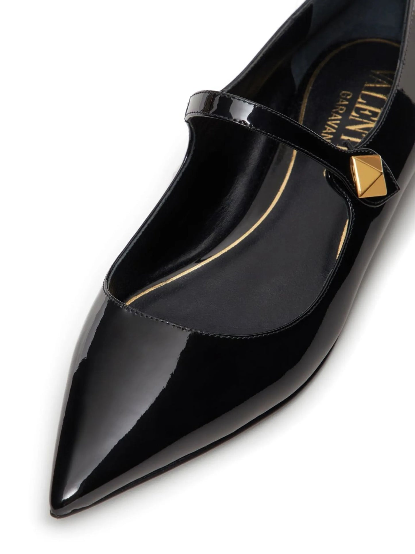 Tiptoe patent leather ballerinas