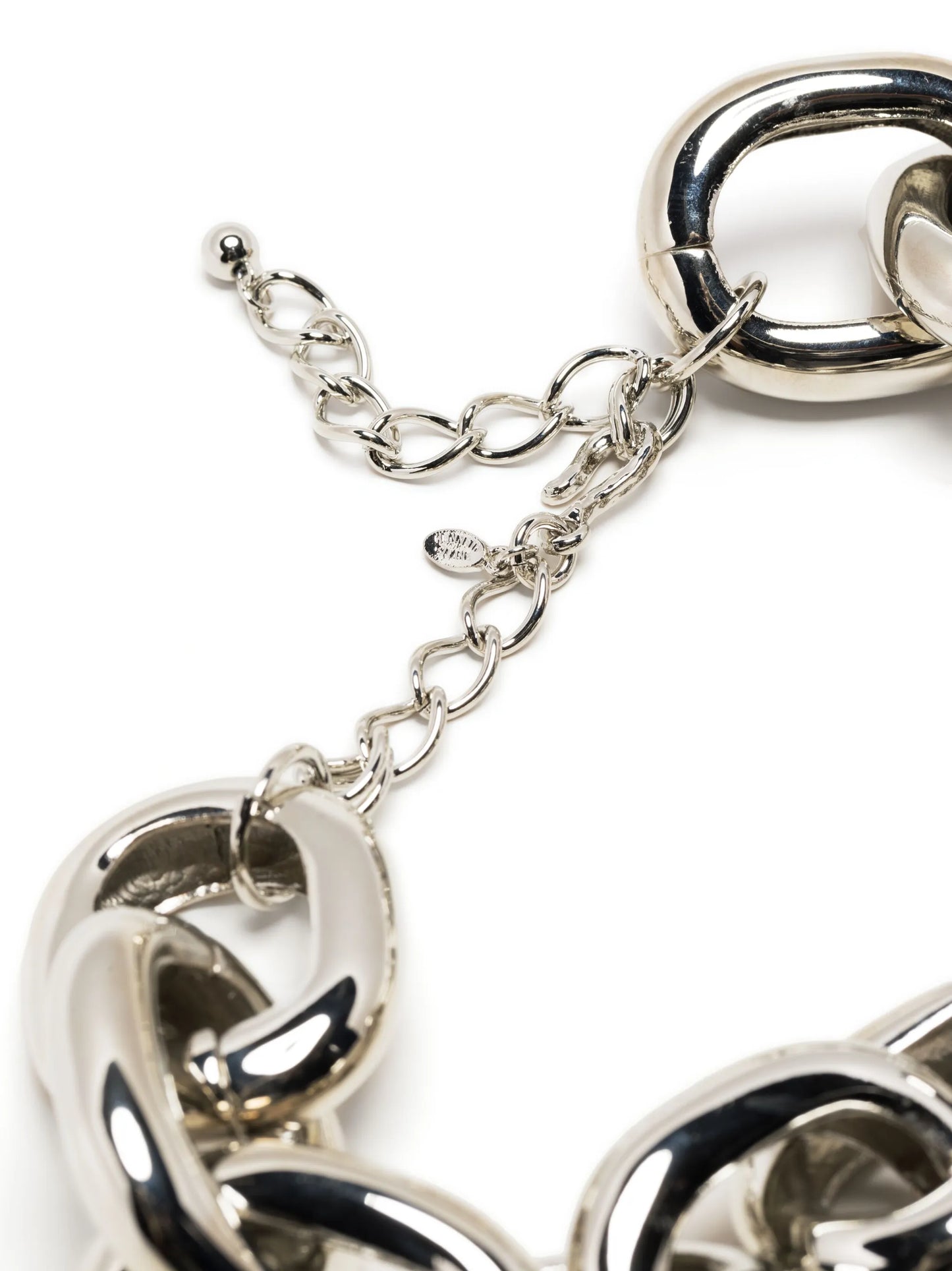 oversize chain-link detailing necklace