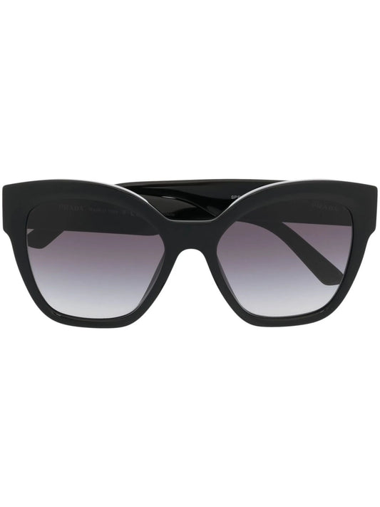 butterfly-frame sunglasses