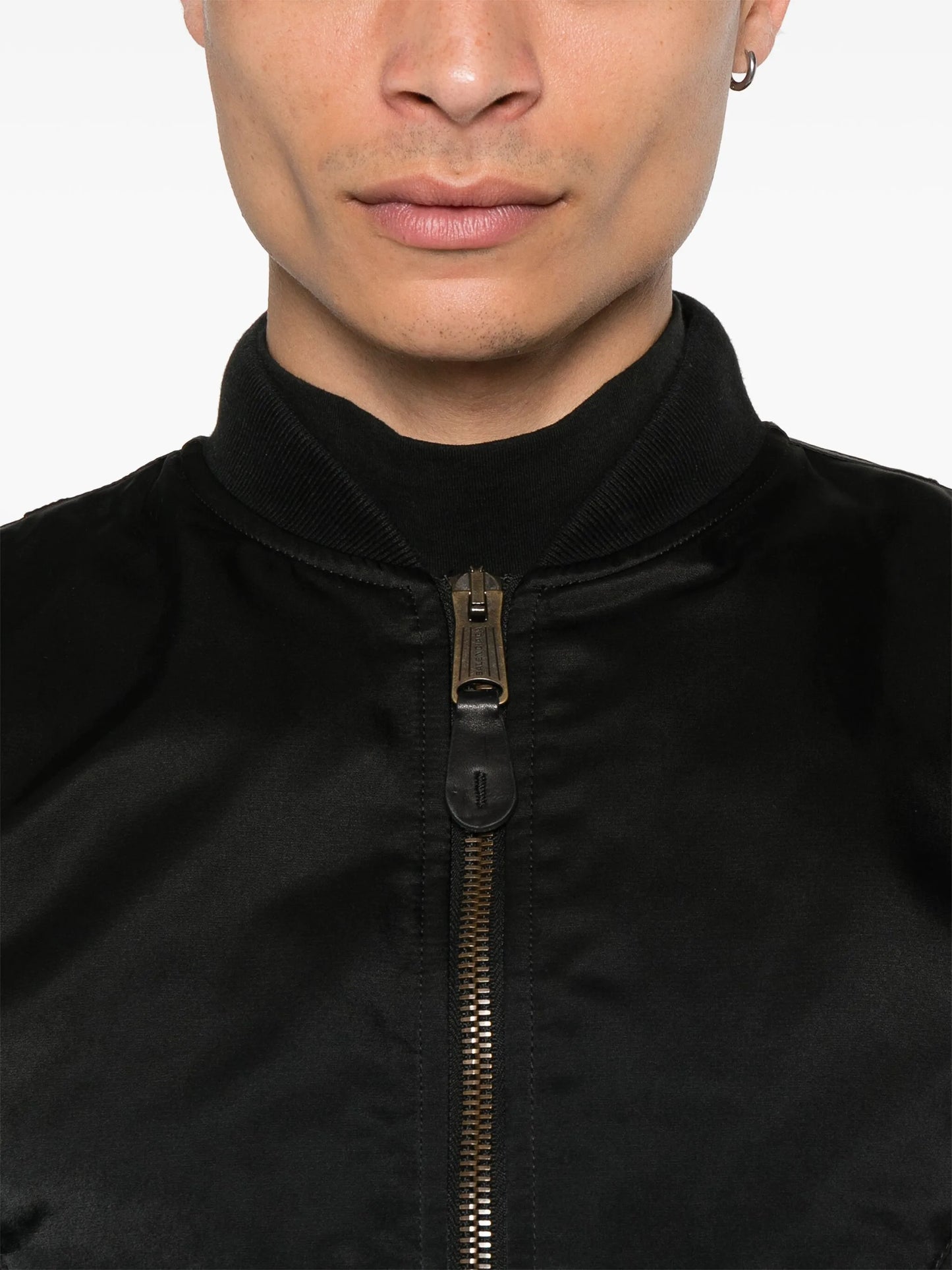 Shrunk bomber jacket
