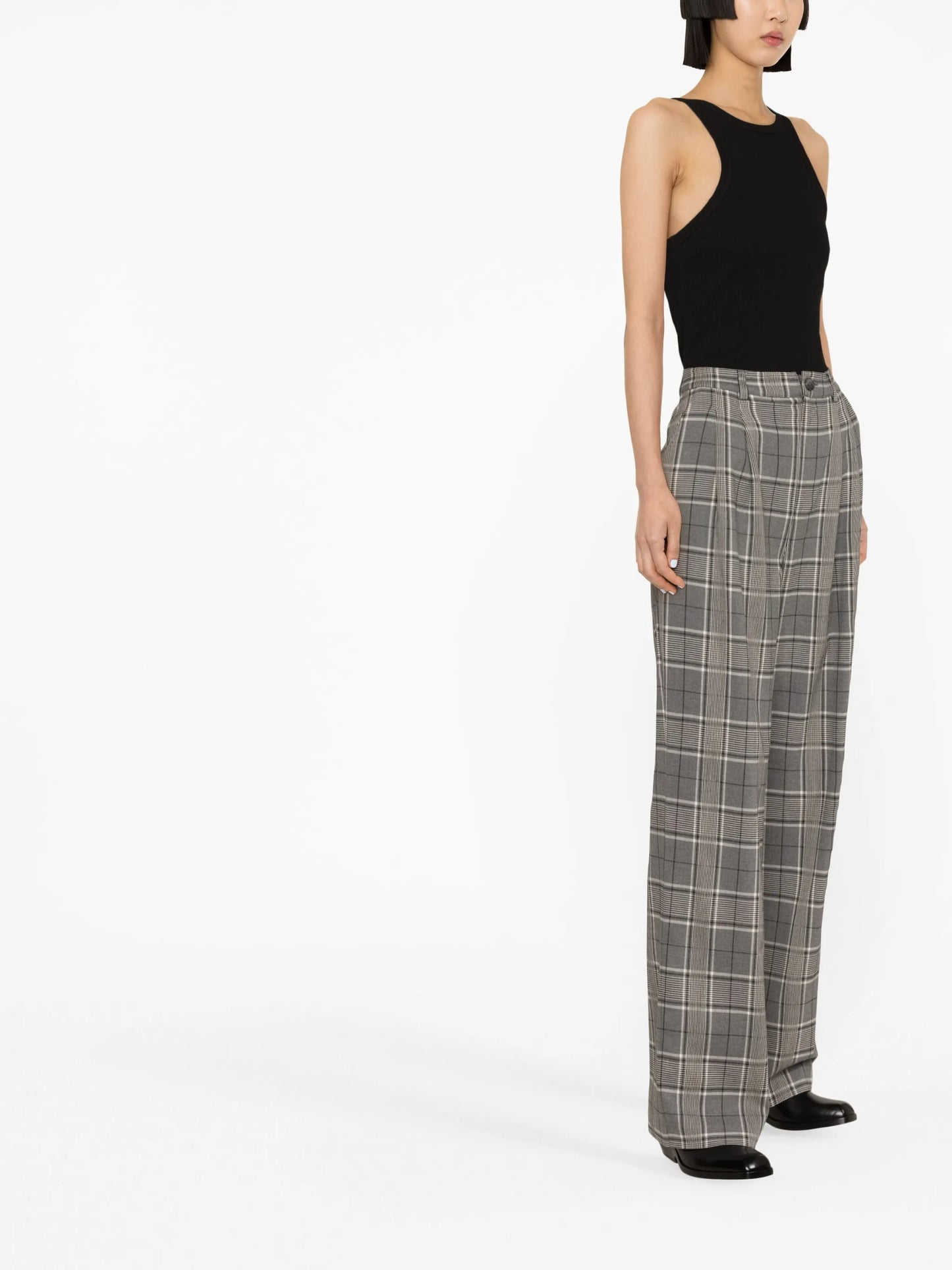 tailored straight-leg trousers