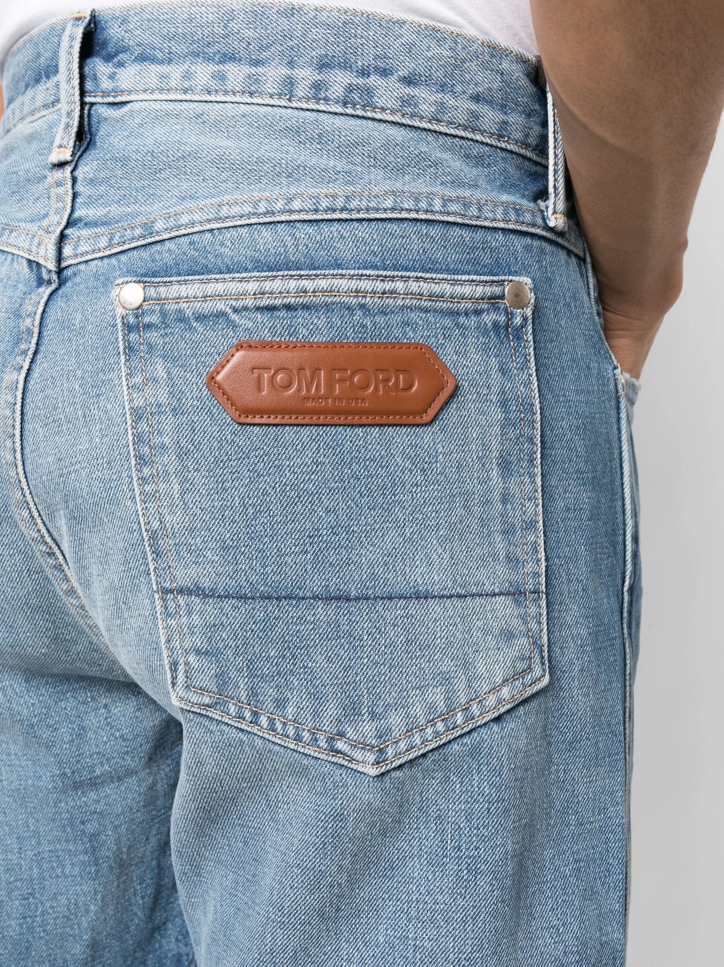 distressed-effect denim jeans
