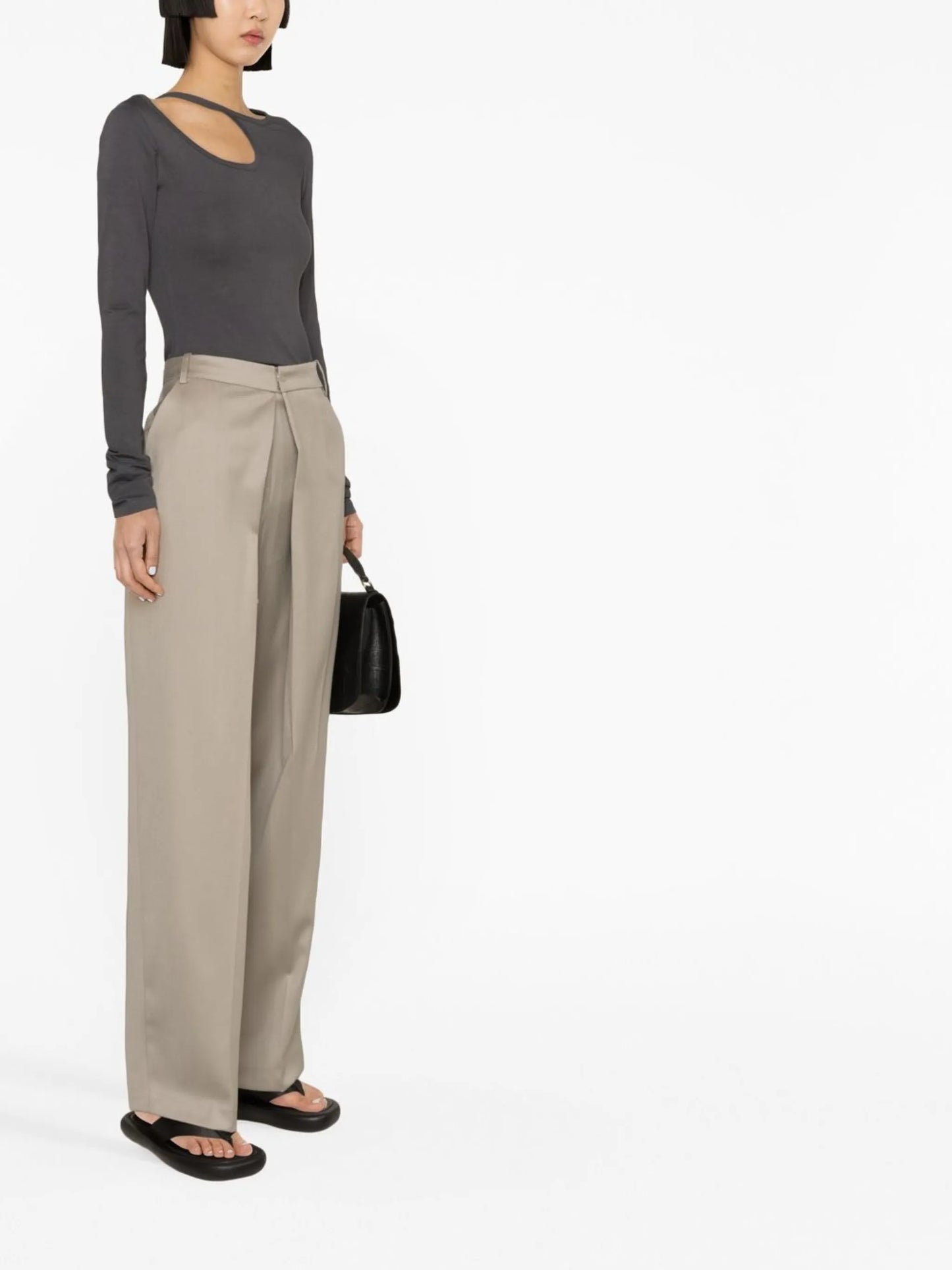 pleat-detail tailored trousers