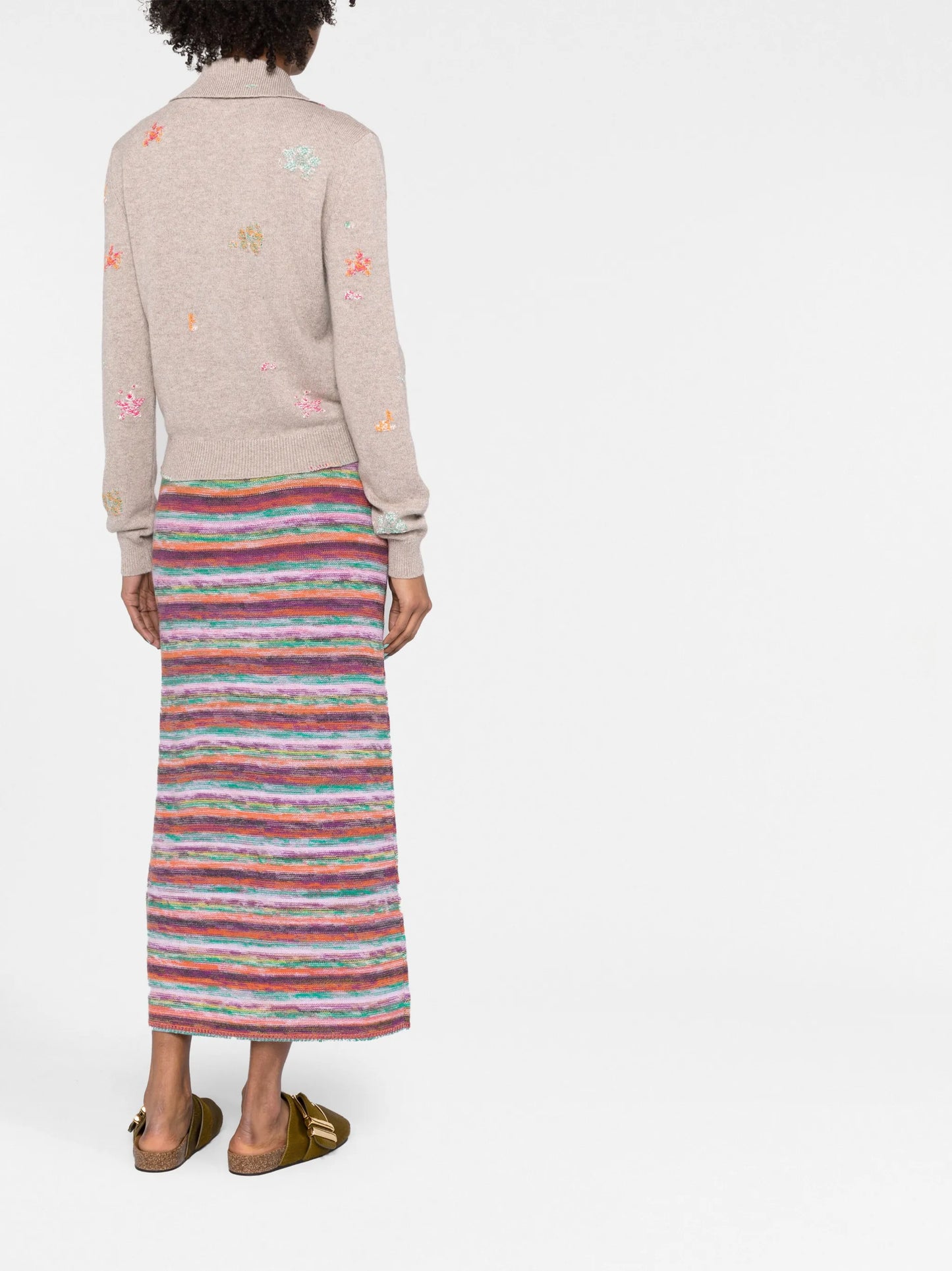 floral-embroidered V-neck jumper