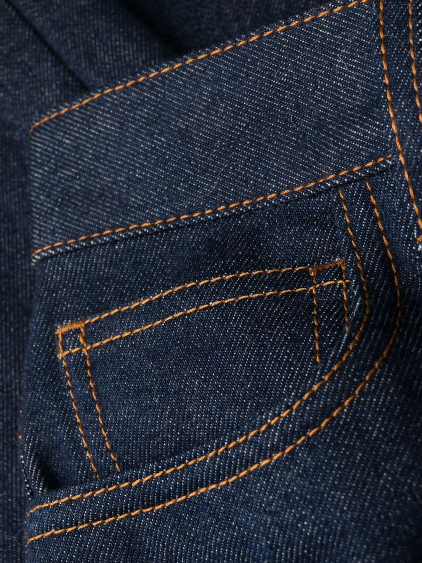 straight-leg cropped jeans