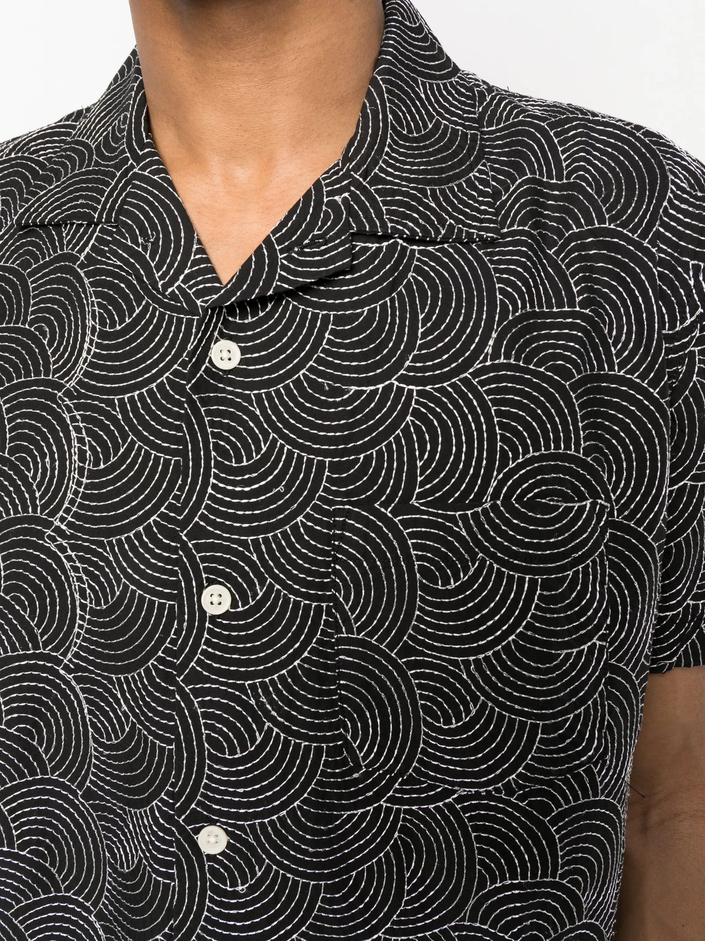 geometric-embroidery short-sleeve shirt