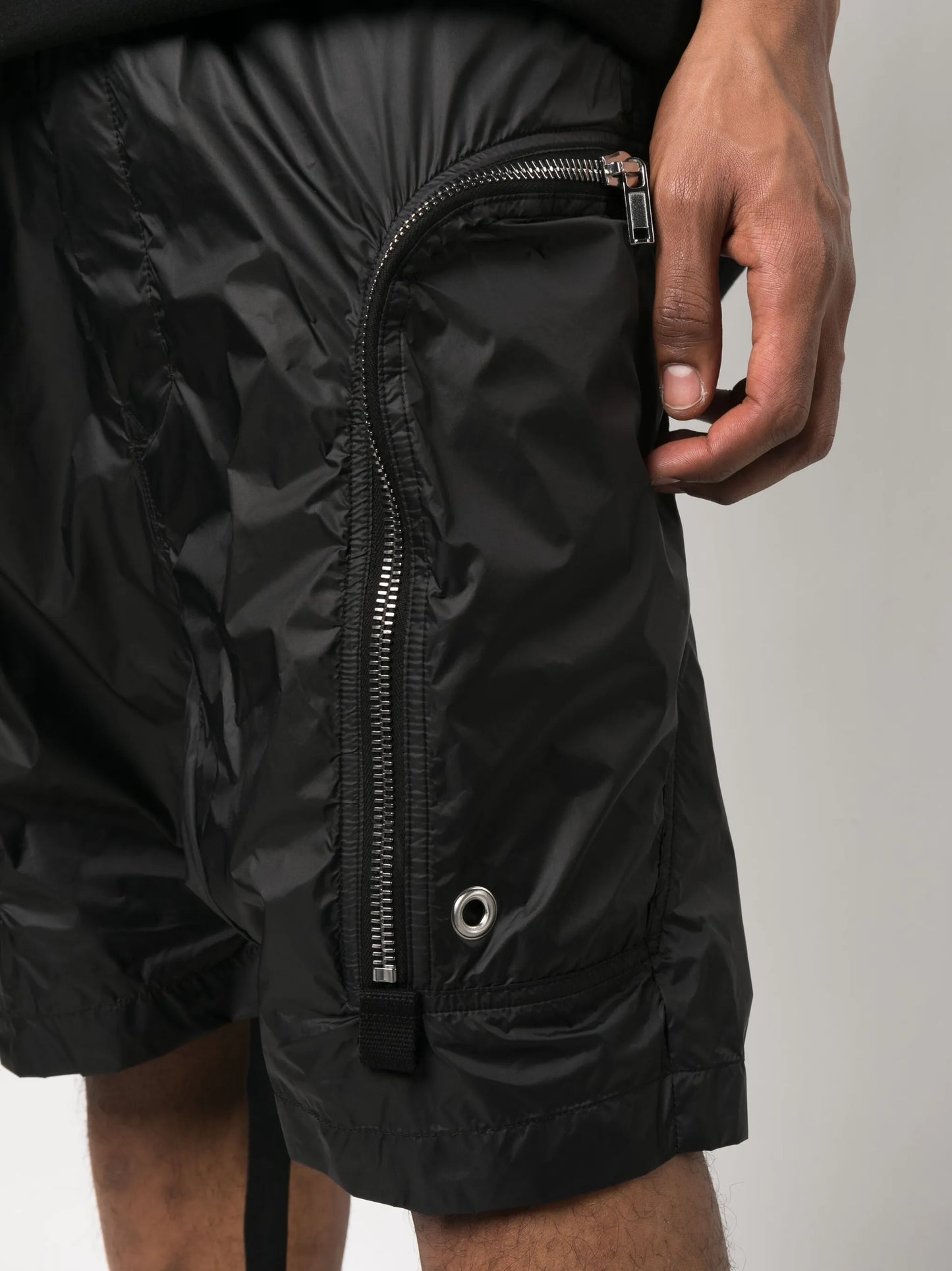drawstring drop-crotch shorts