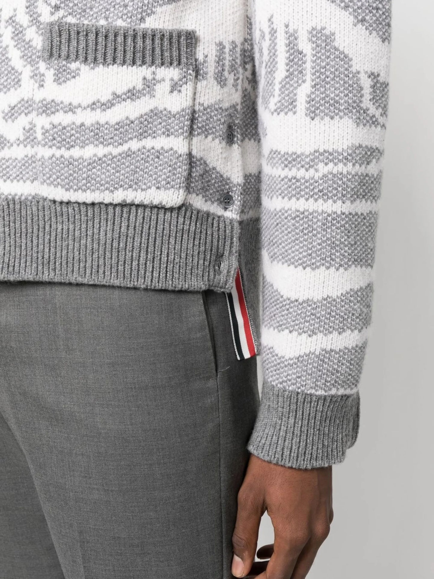 wave-print knit cardigan