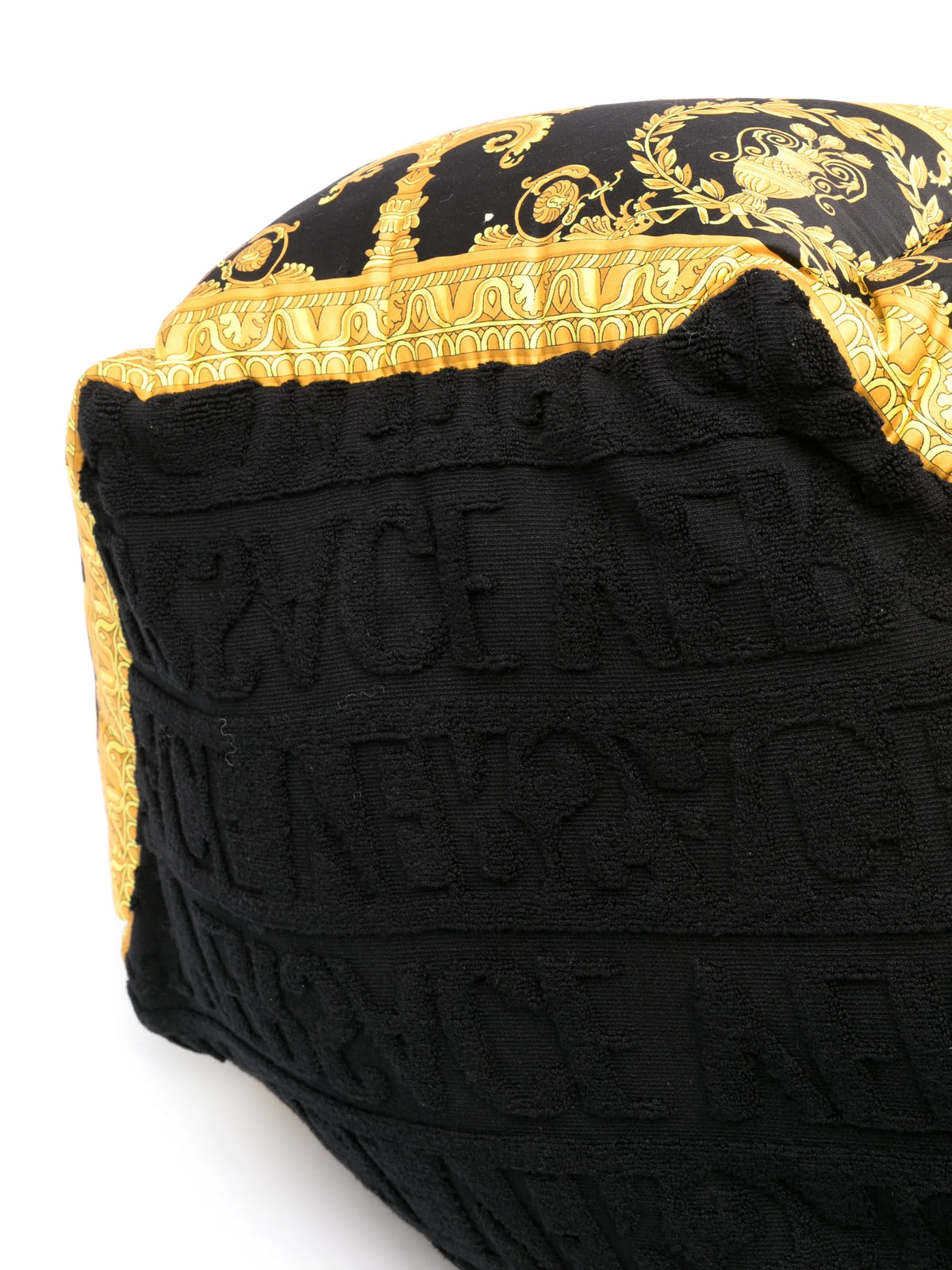I ♡ Baroque pet bed