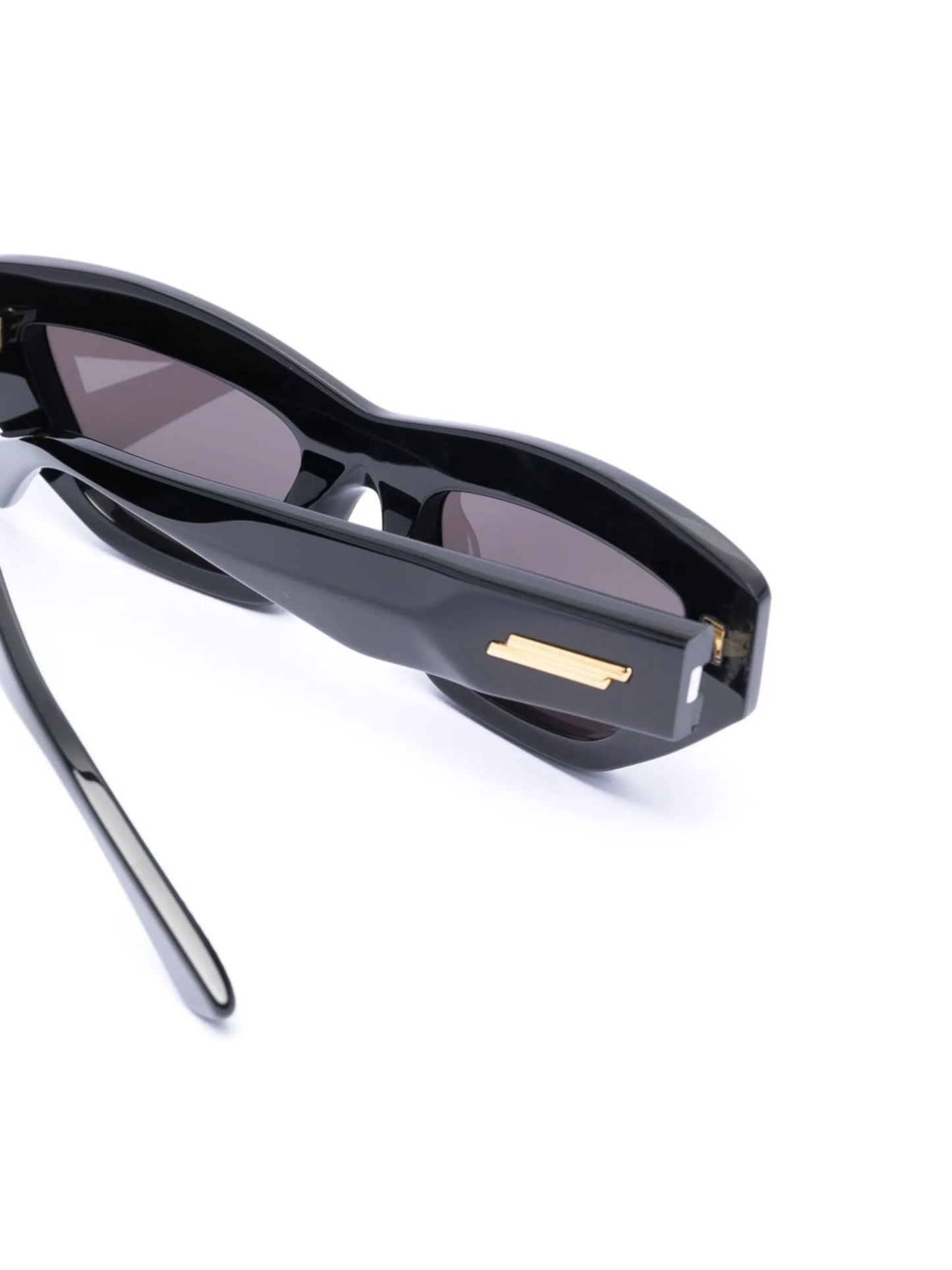 cat-eye frame sunglasses