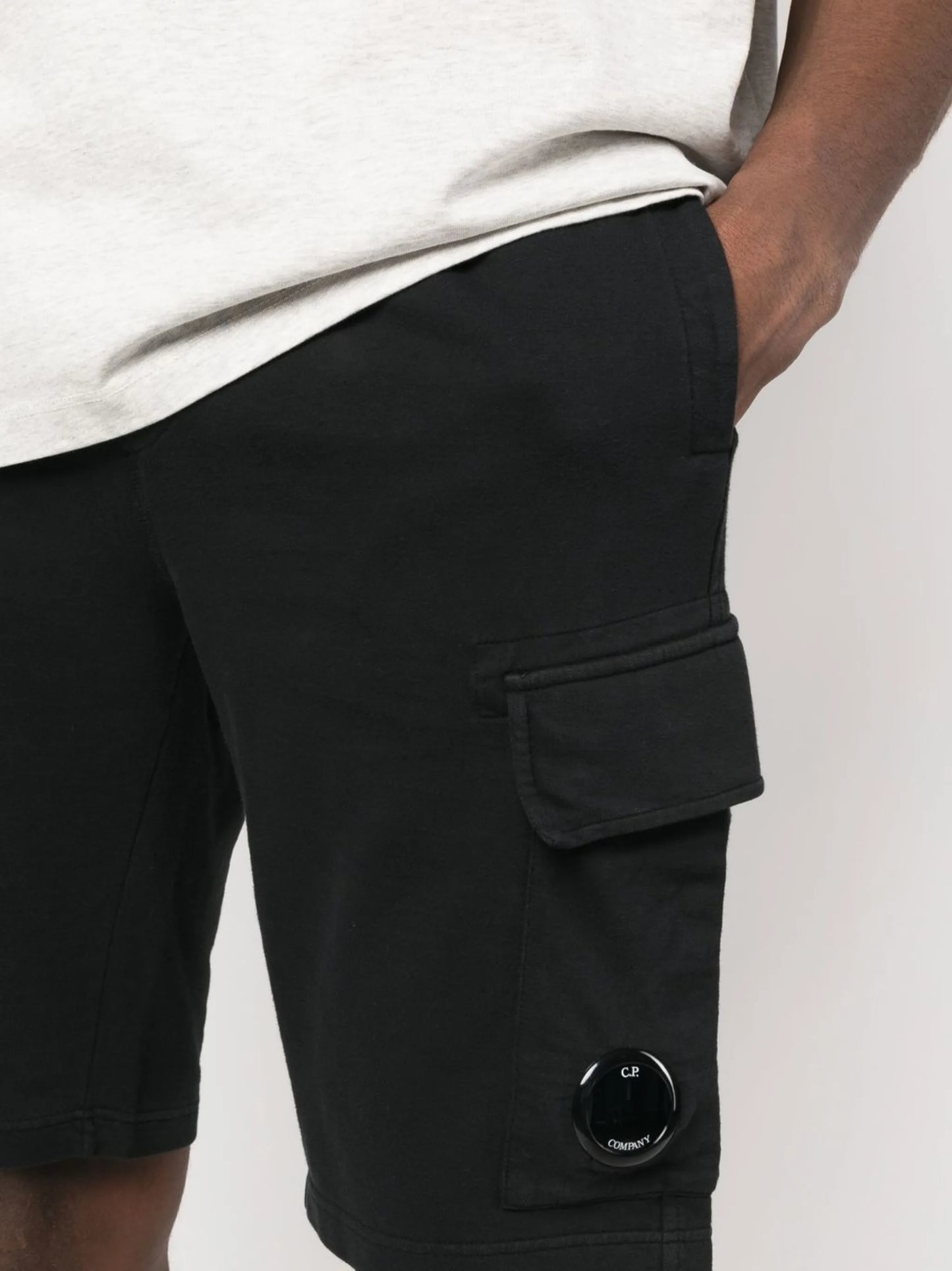 Lens-detail cotton shorts