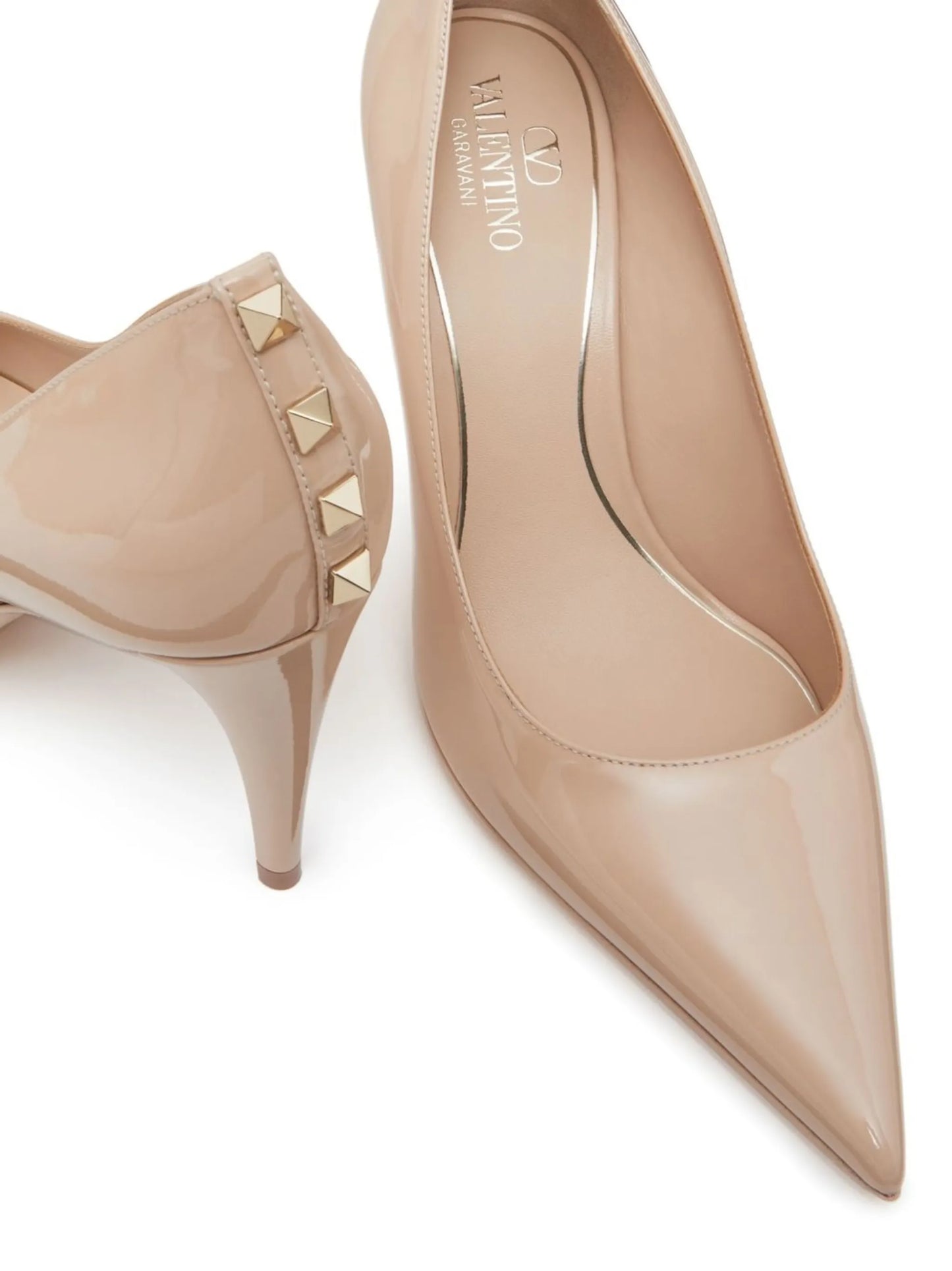 Rockstud pumps