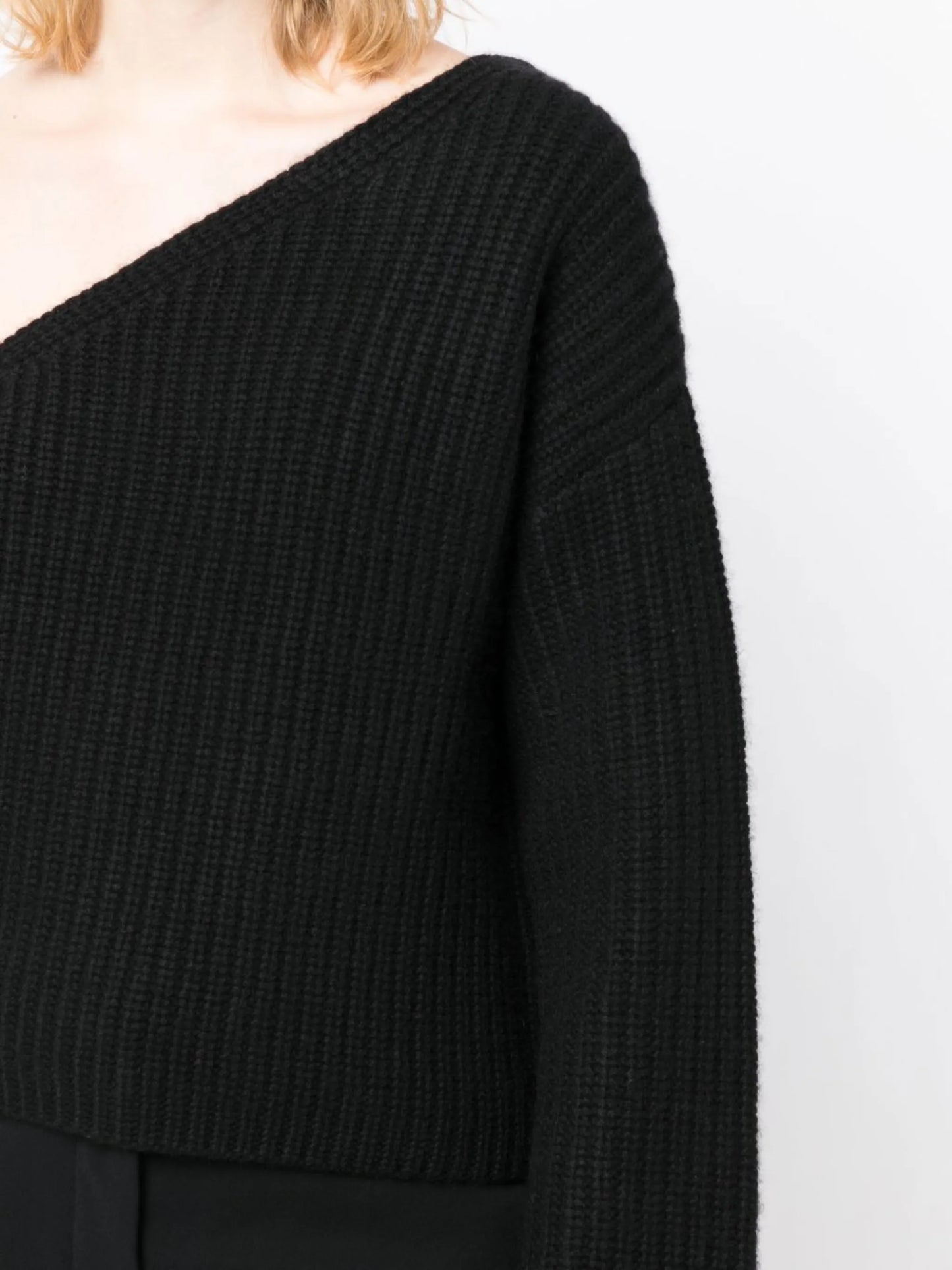 single-sleeve knit jumper