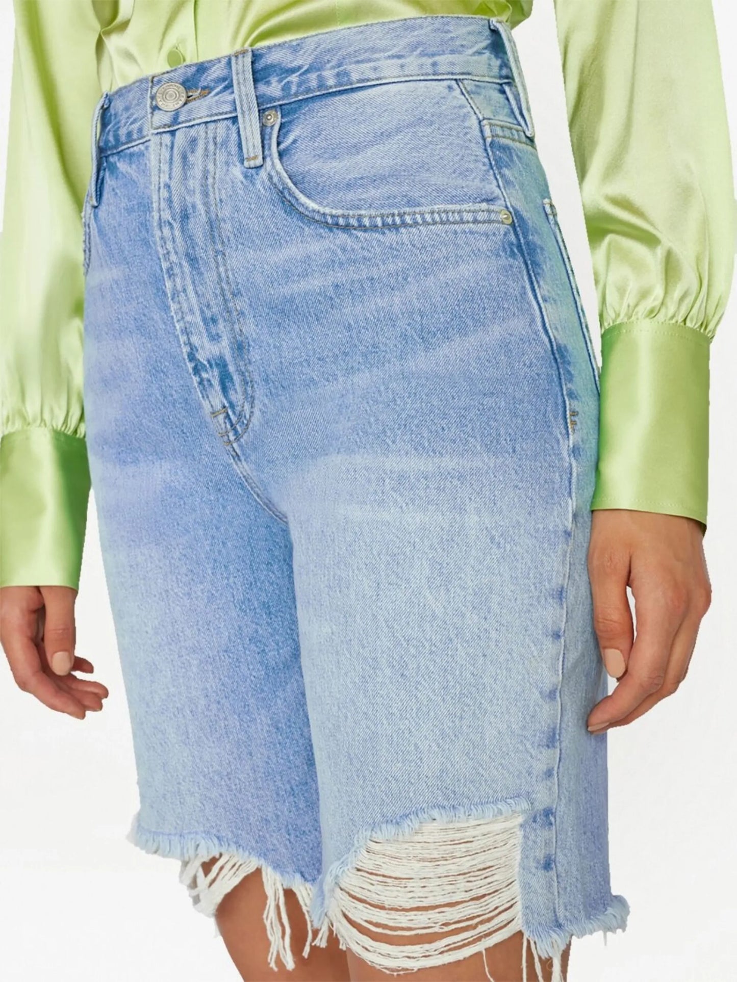 distressed-effect denim shorts