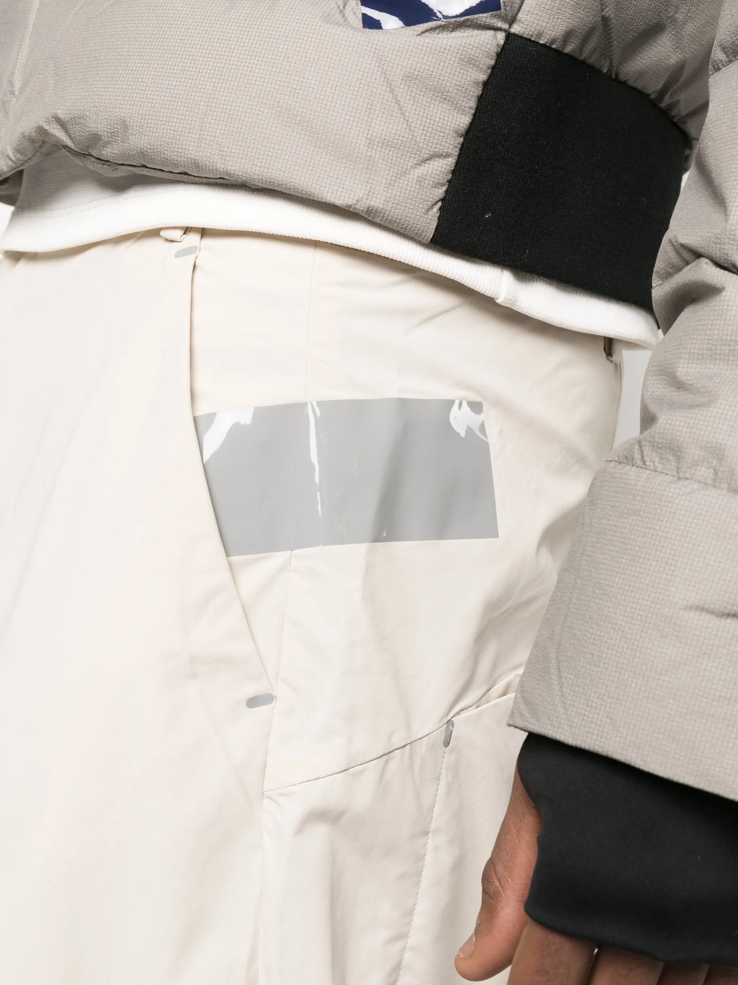 drop-crotch trousers