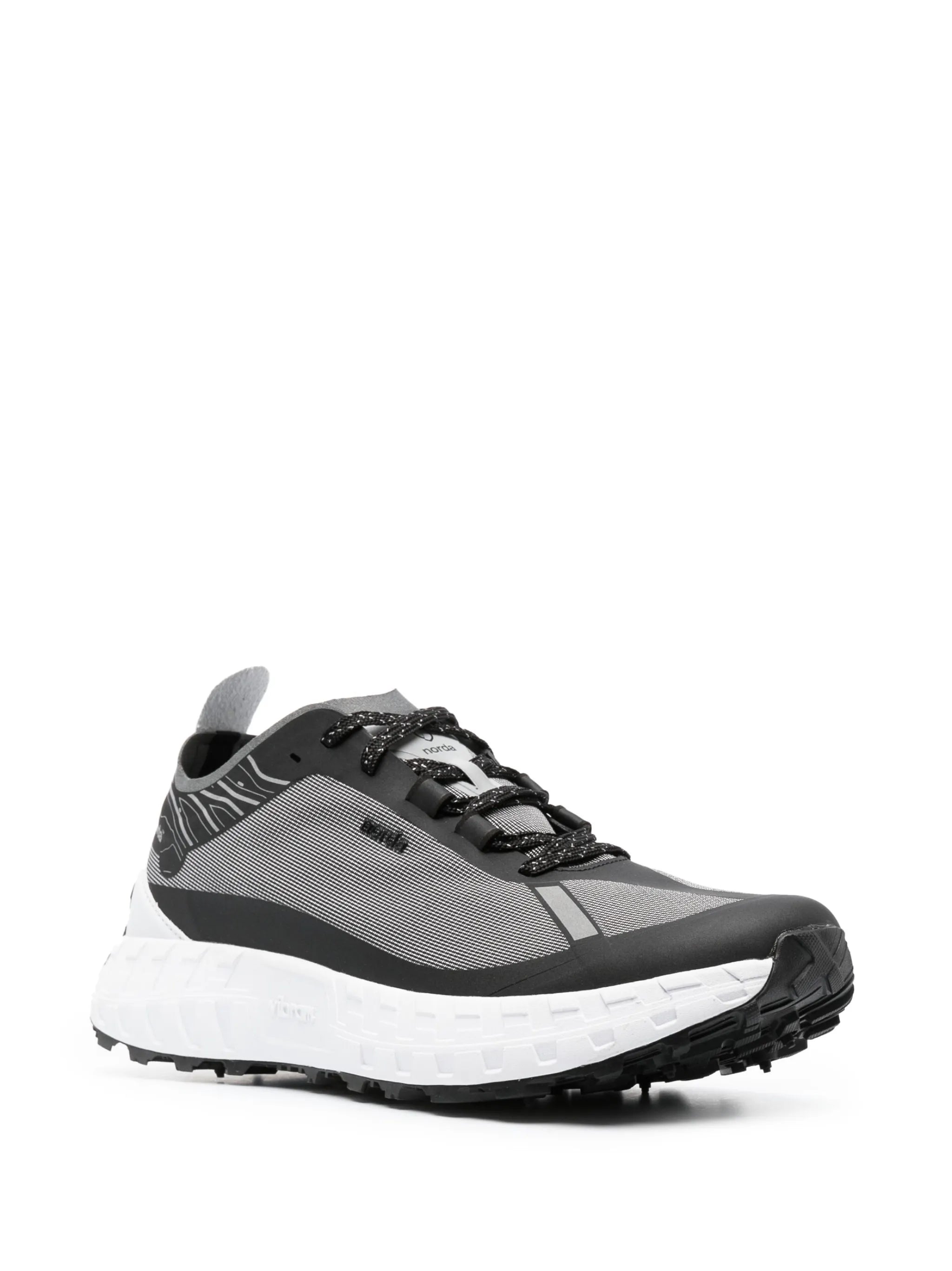 001 low-top sneakers