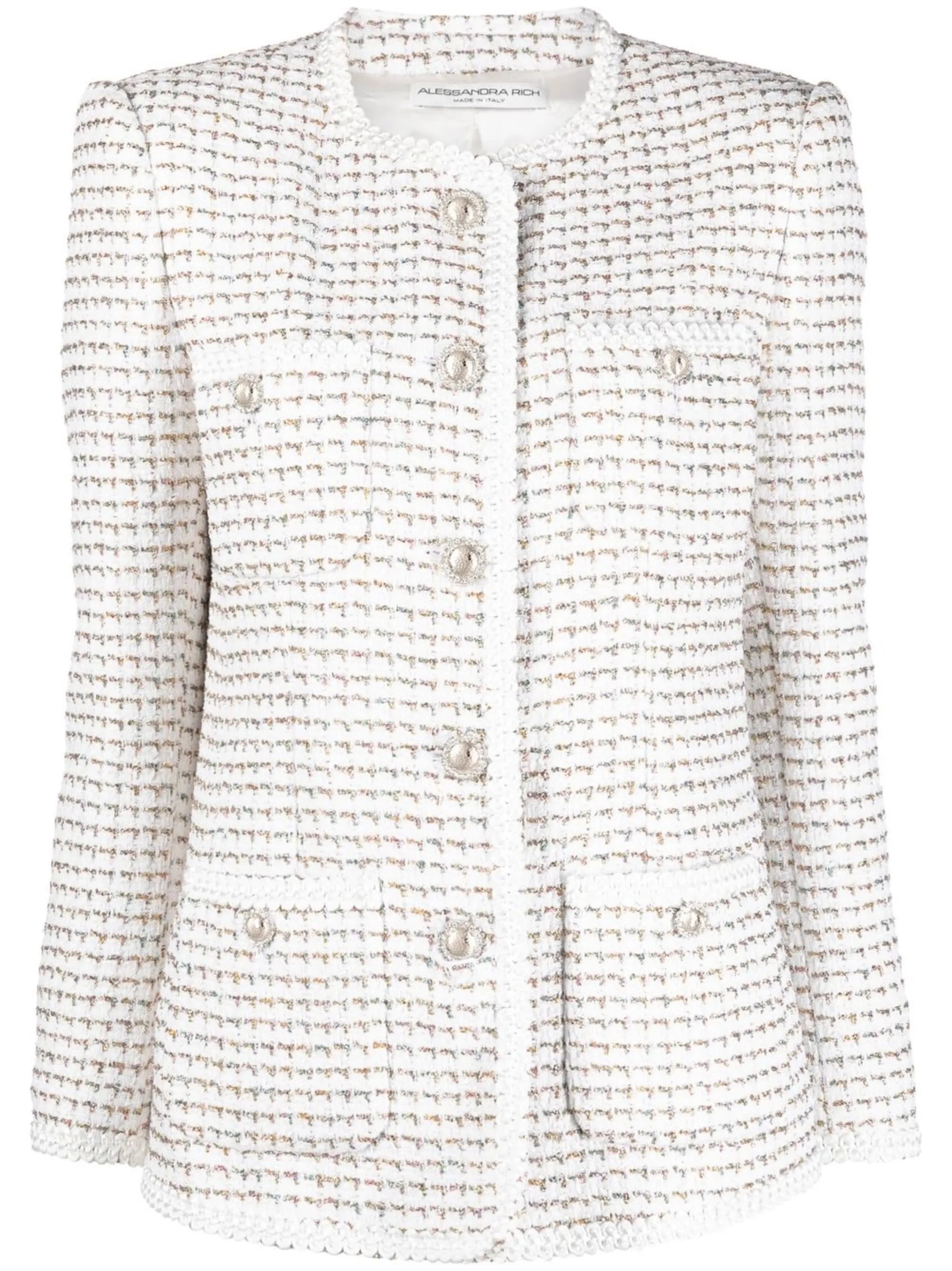 round-neck buttoned jacket