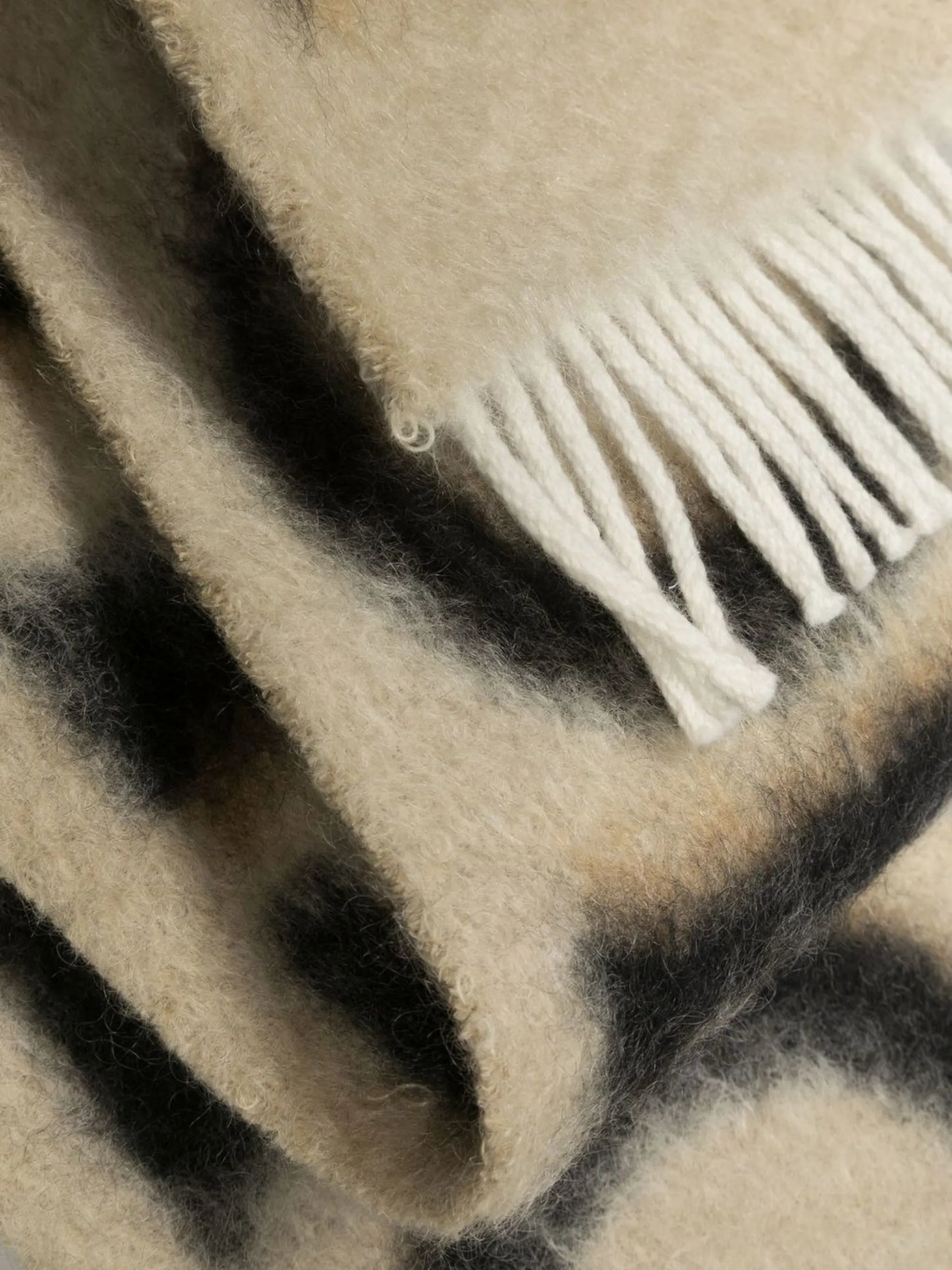 logo-intarsia fringed scarf