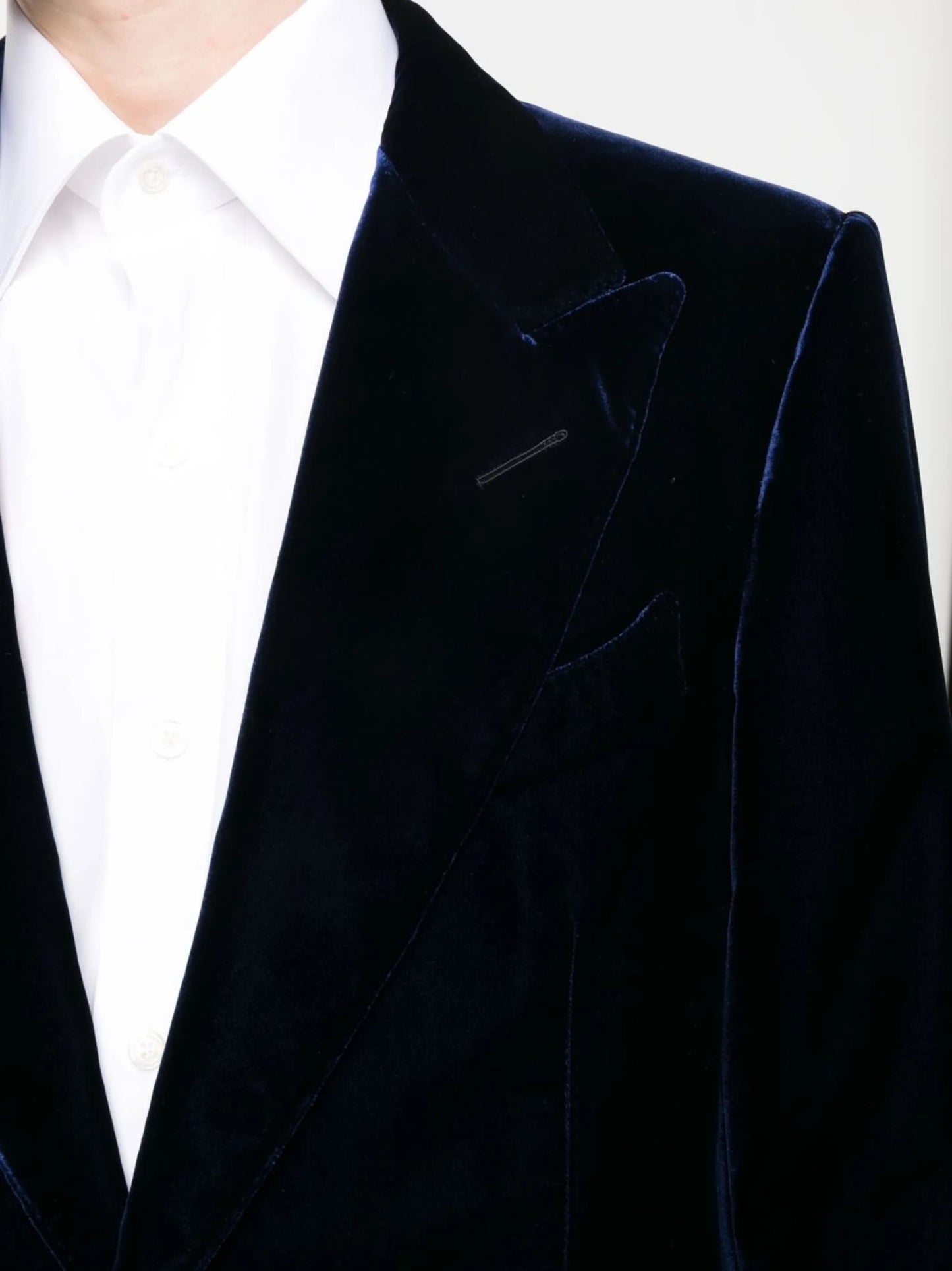 single-breasted velvet blazer