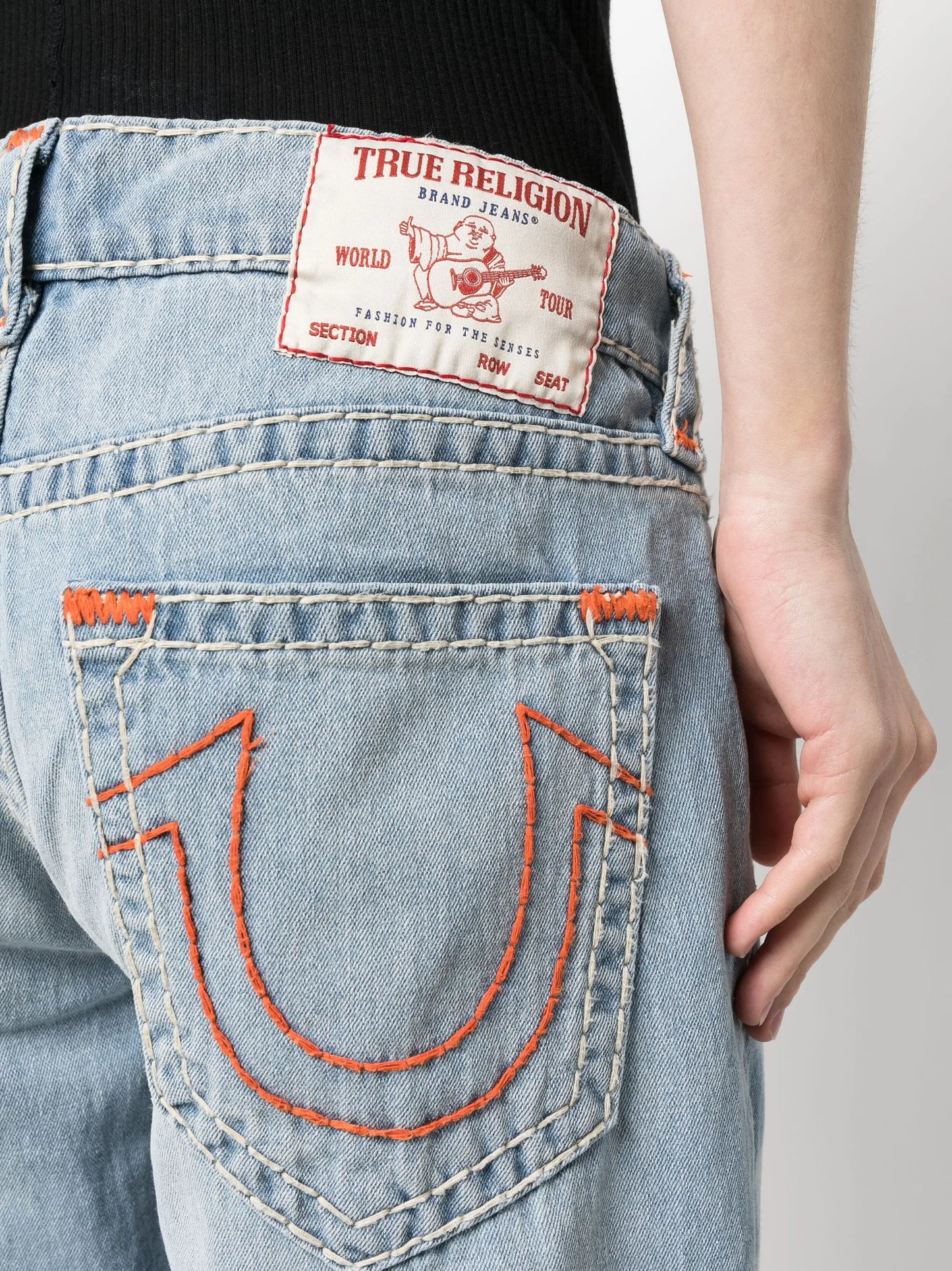 embroidered-logo lose-fit jeans