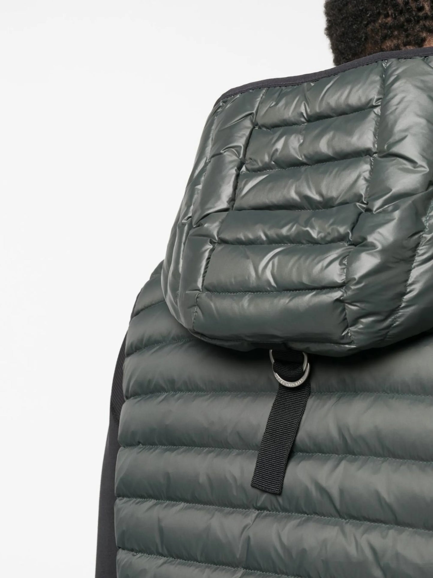 zip-up hooded gillet