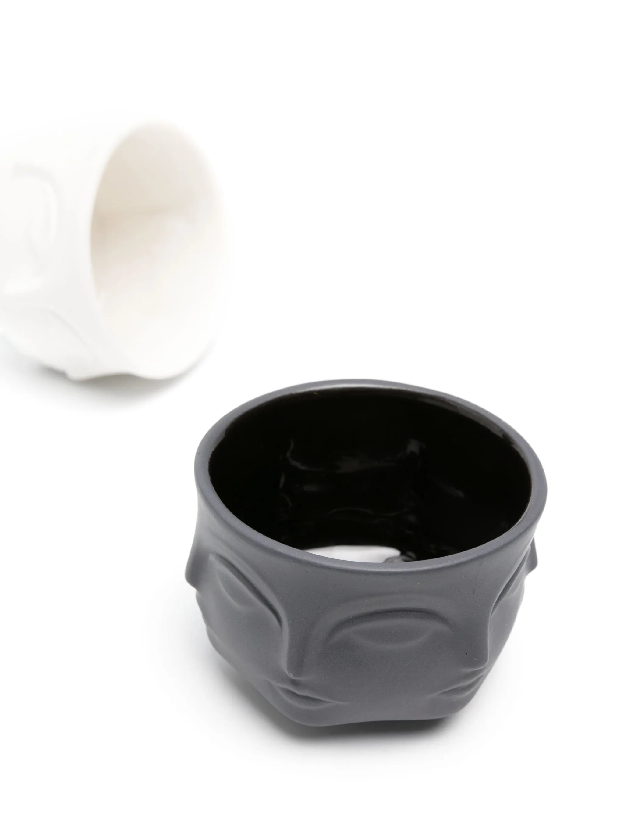 Muse porcelain salt and pepper set