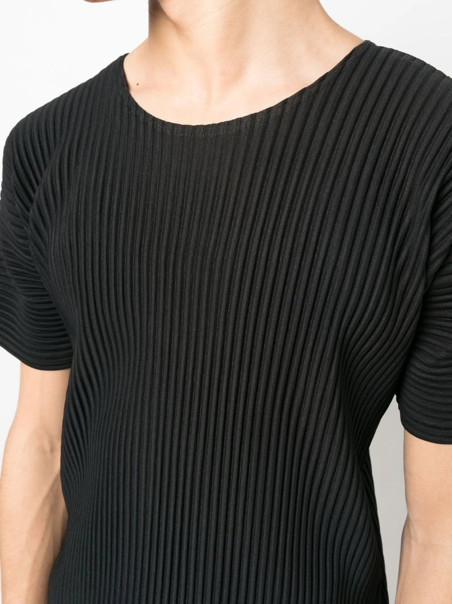 short-sleeves ribbed T-shirt