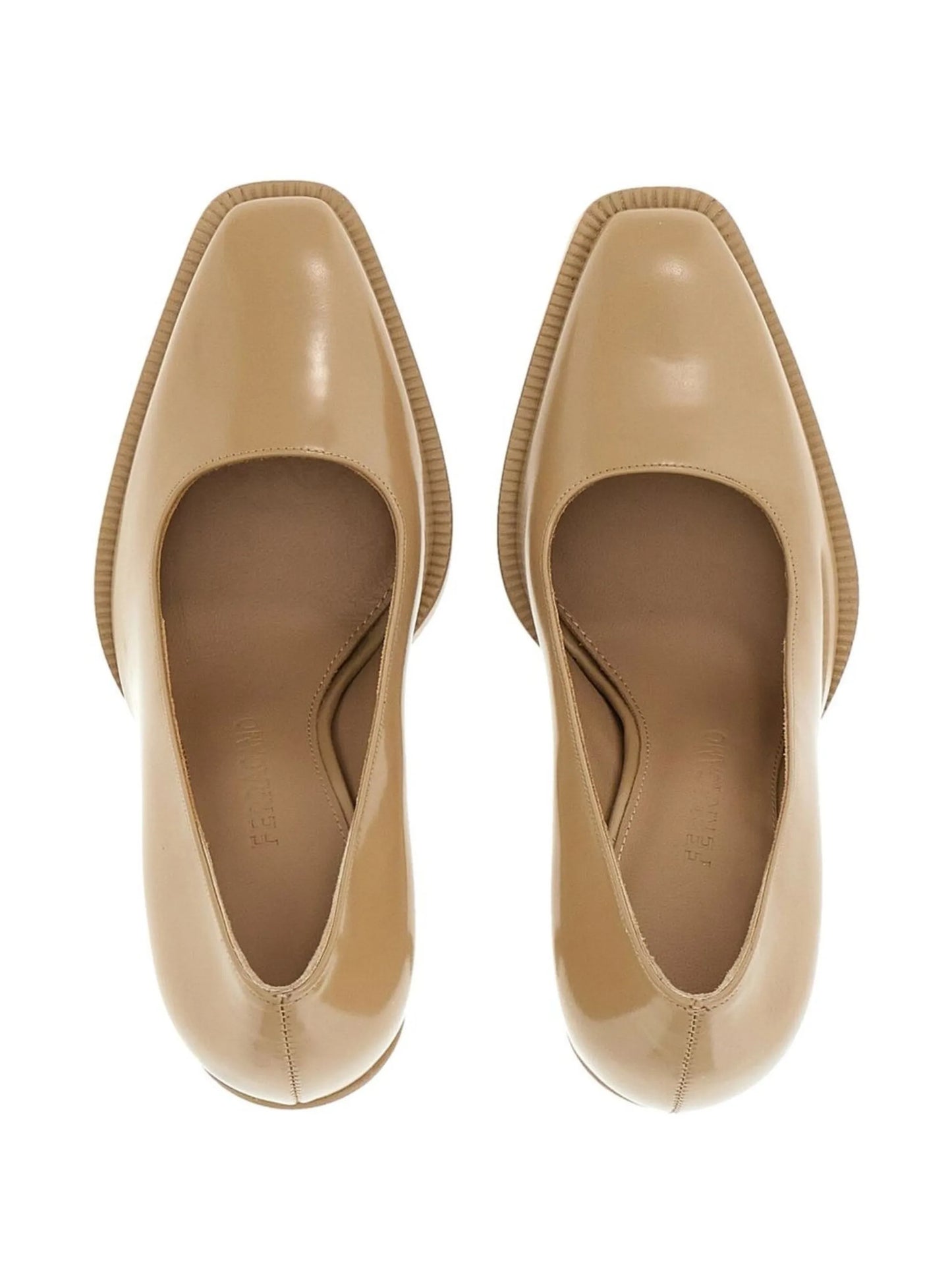shaped-high-heel pumps