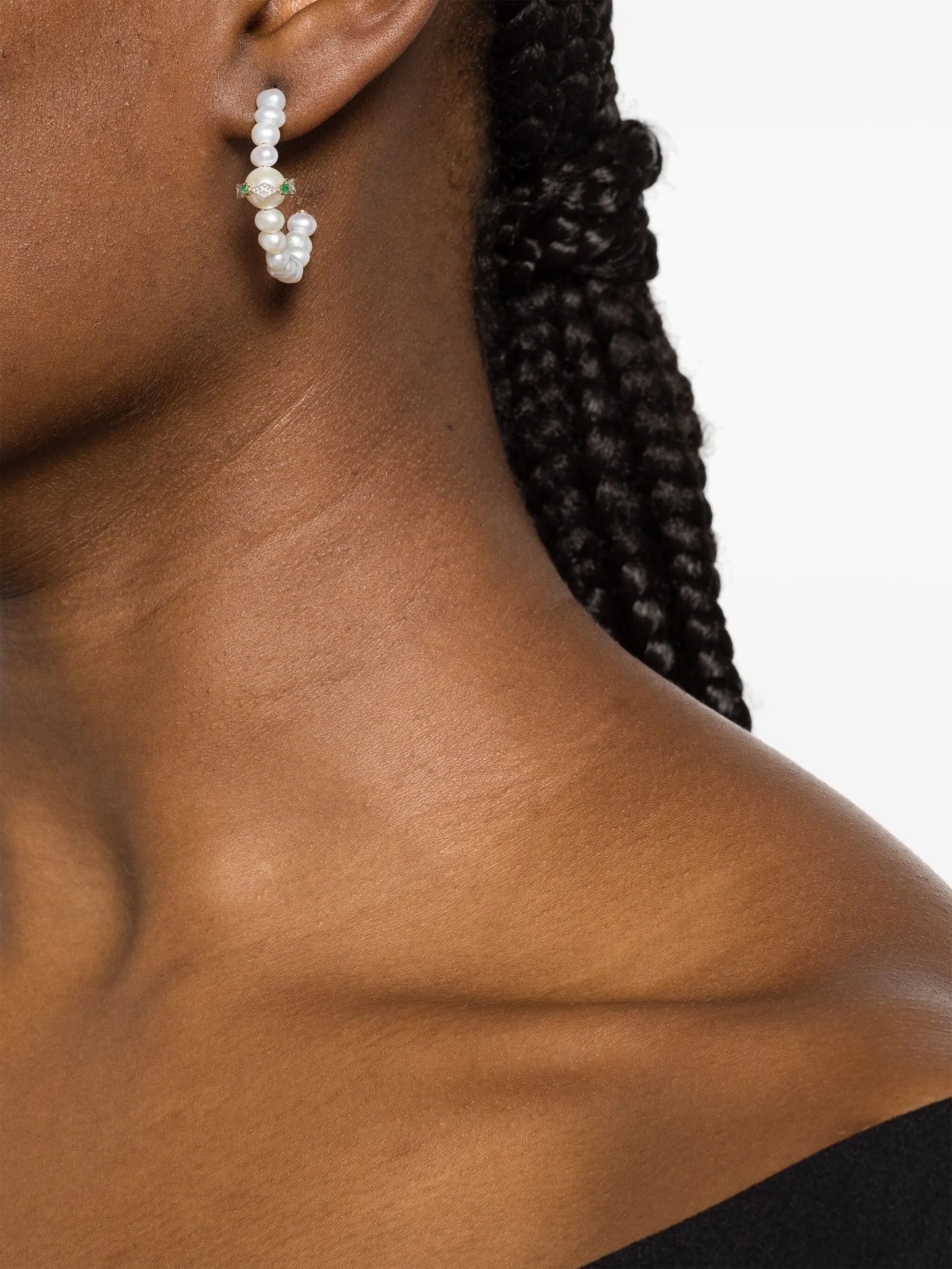 9kt yellow-gold Chelsea N°1 pearl and diamond hoop earring