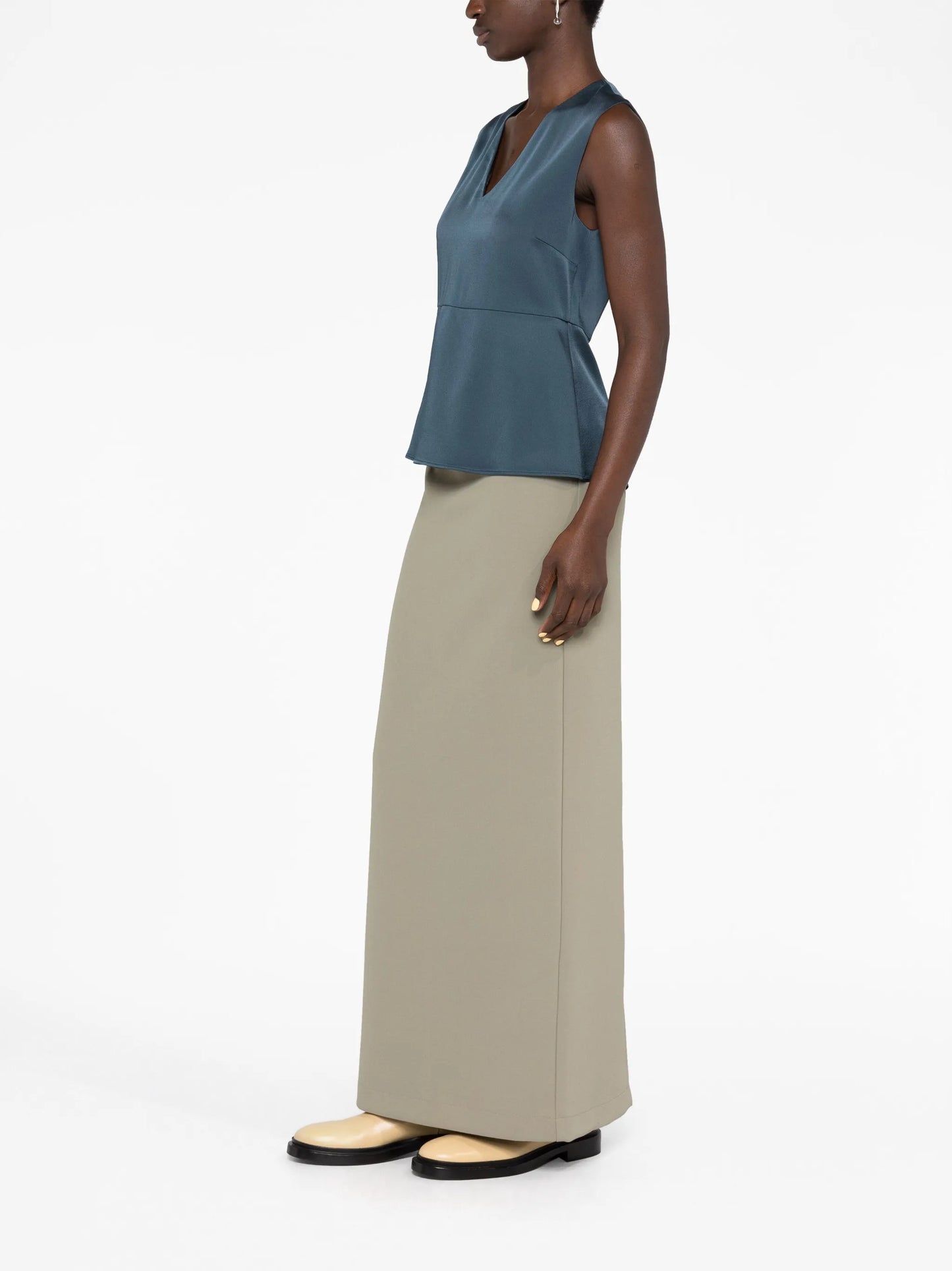 V-neck tank top