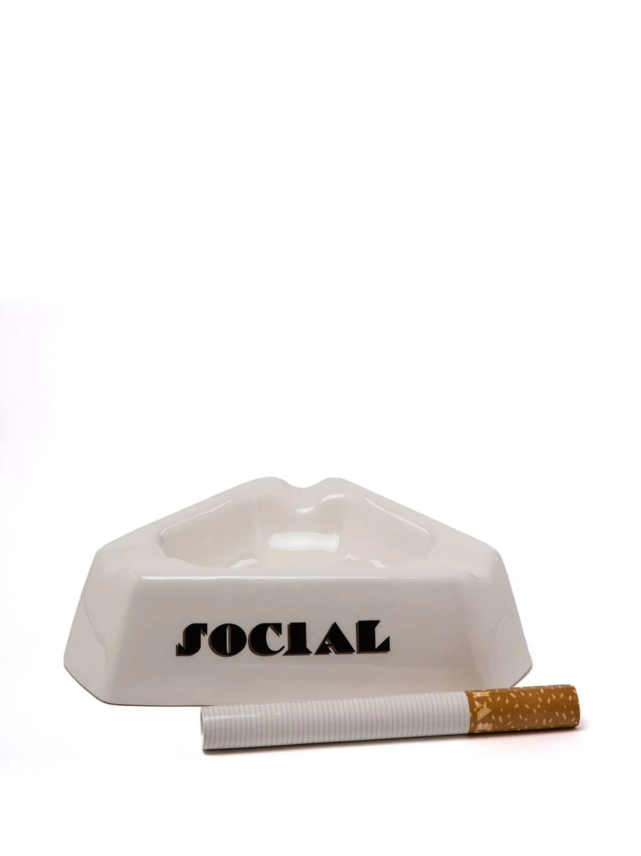 slogan-print porcelain ashtray