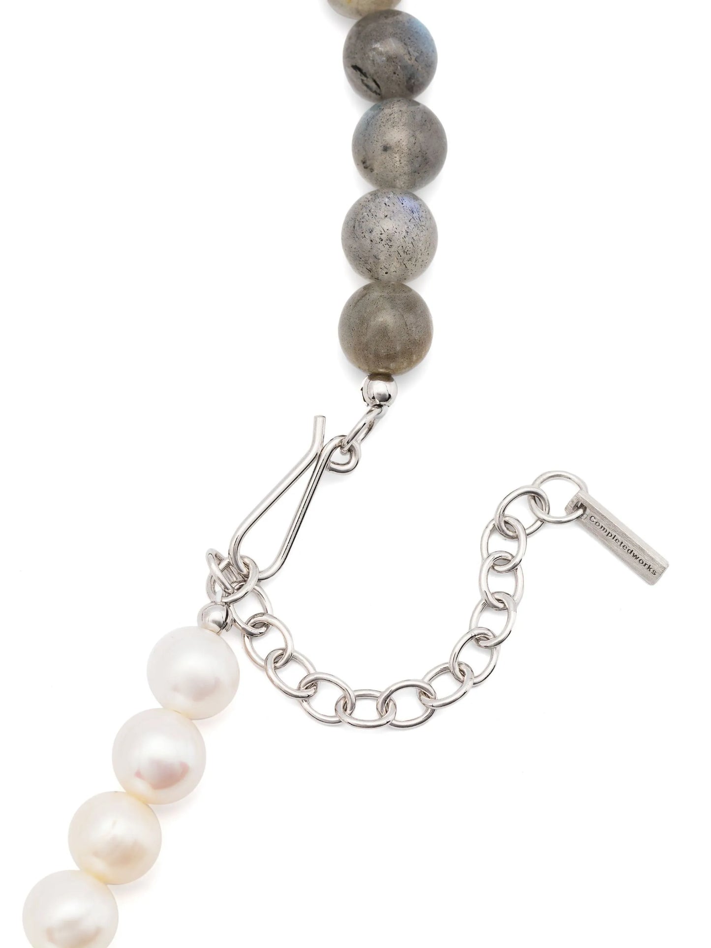 heart-motif beaded necklace