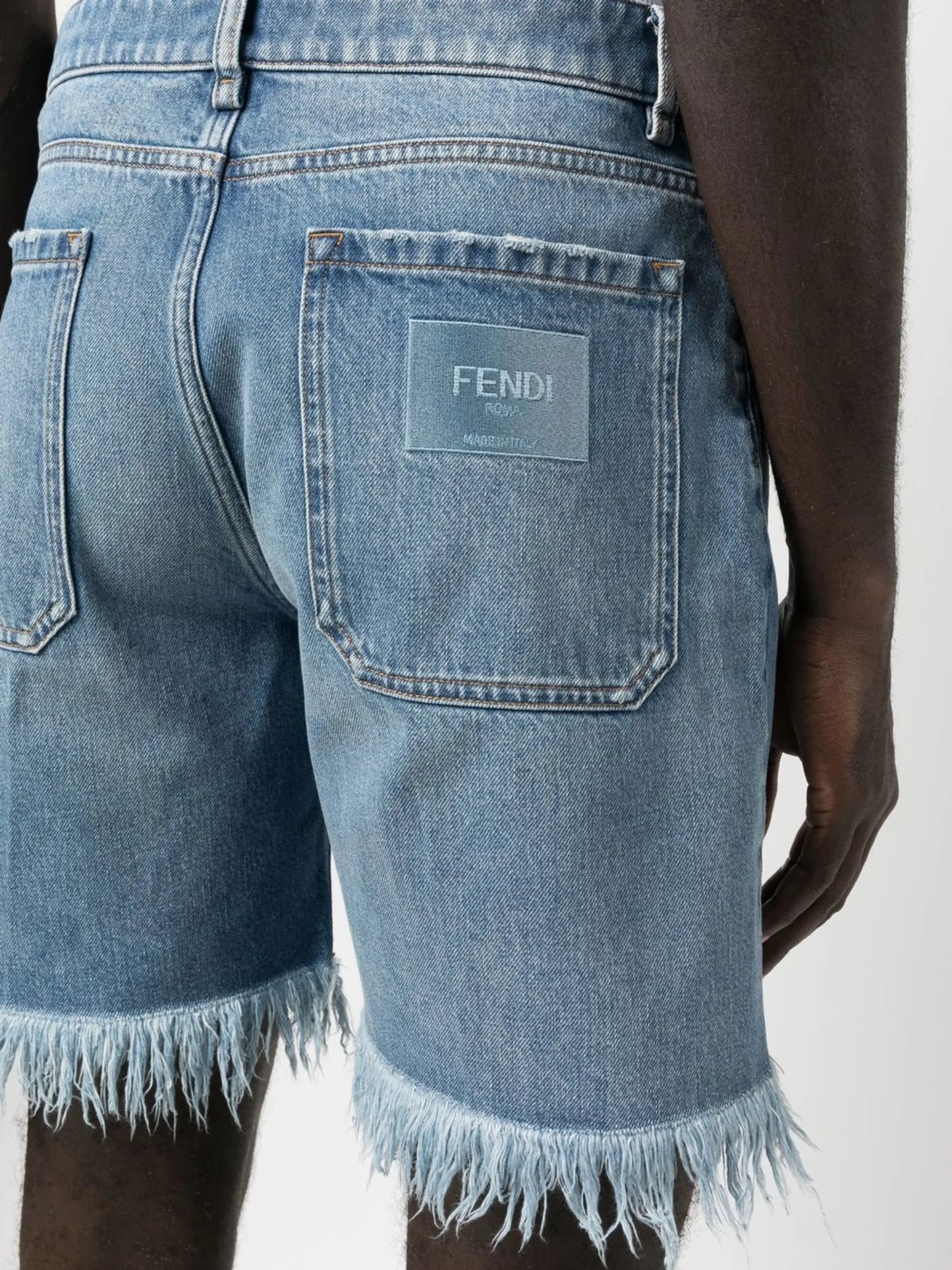 frayed-details denim shorts