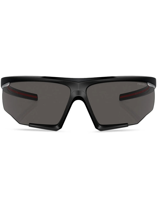 oversize-frame sunglasses