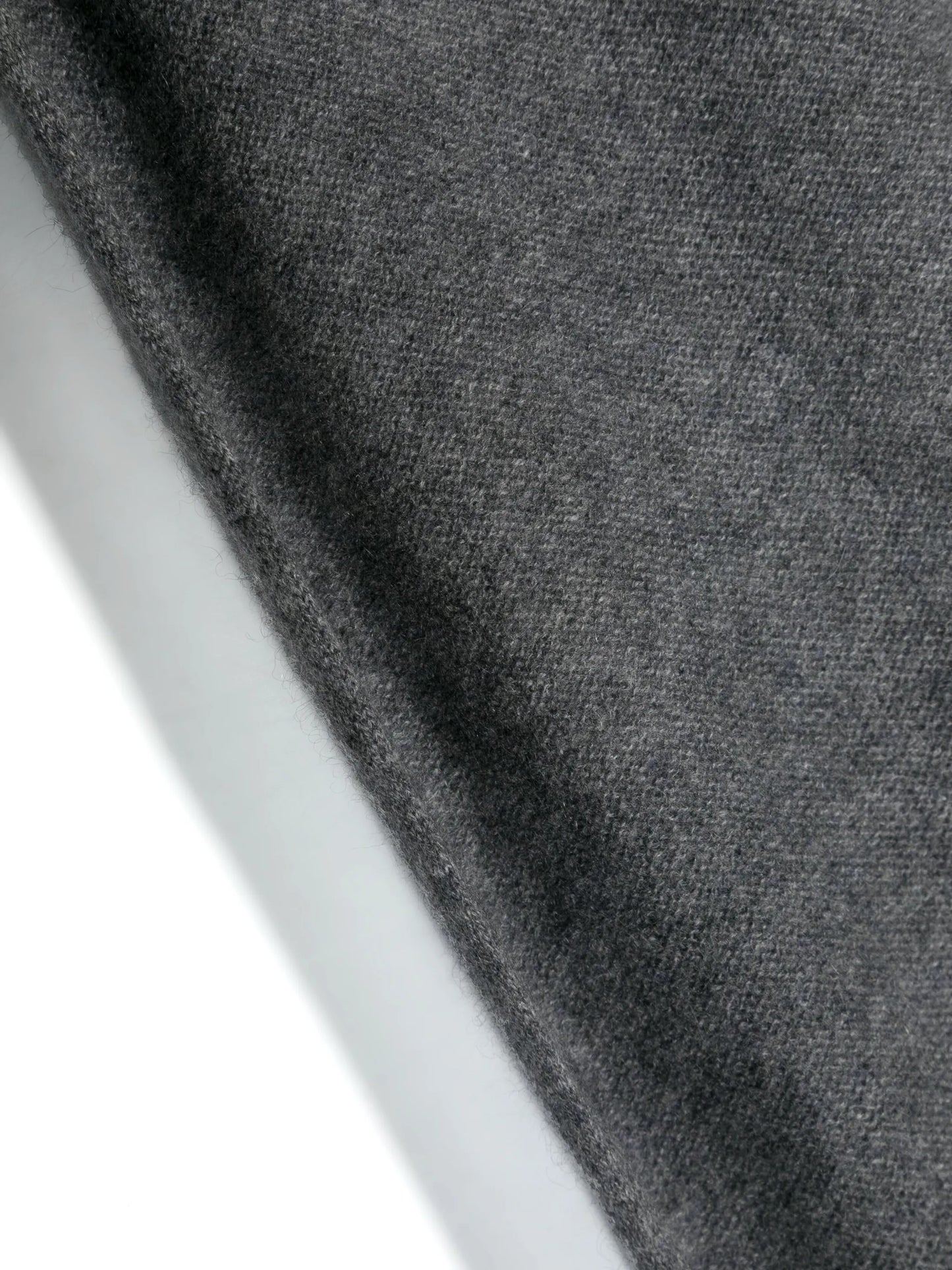 Paris fine-knit scarf