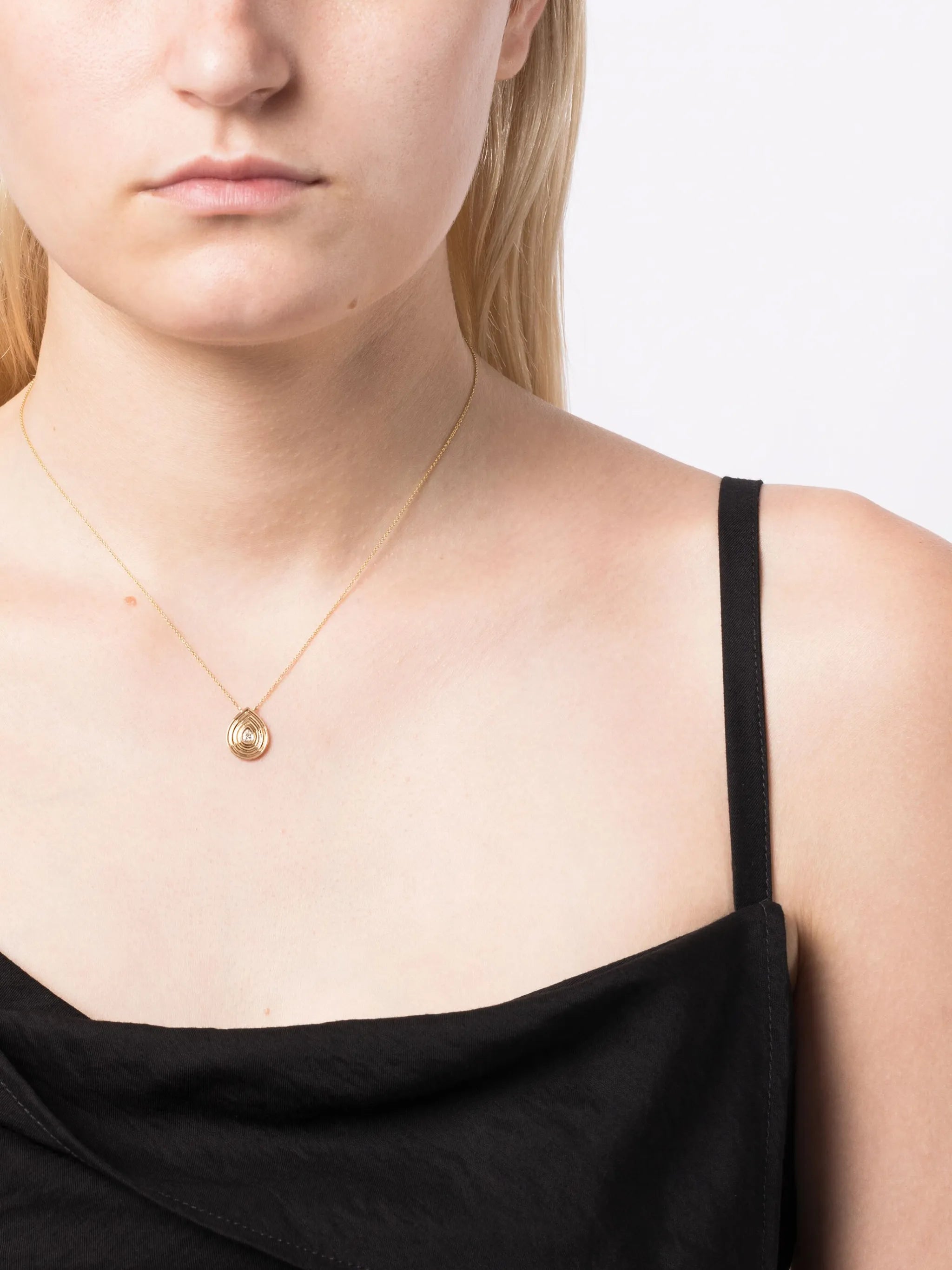 14kt yellow gold Nana Bernice Groove Teardrop diamond necklace